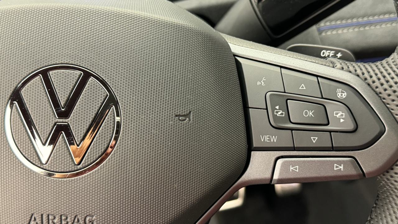 VW Tiguan 2.0 TDI SCR R-Line 4Motion DSG-image-9