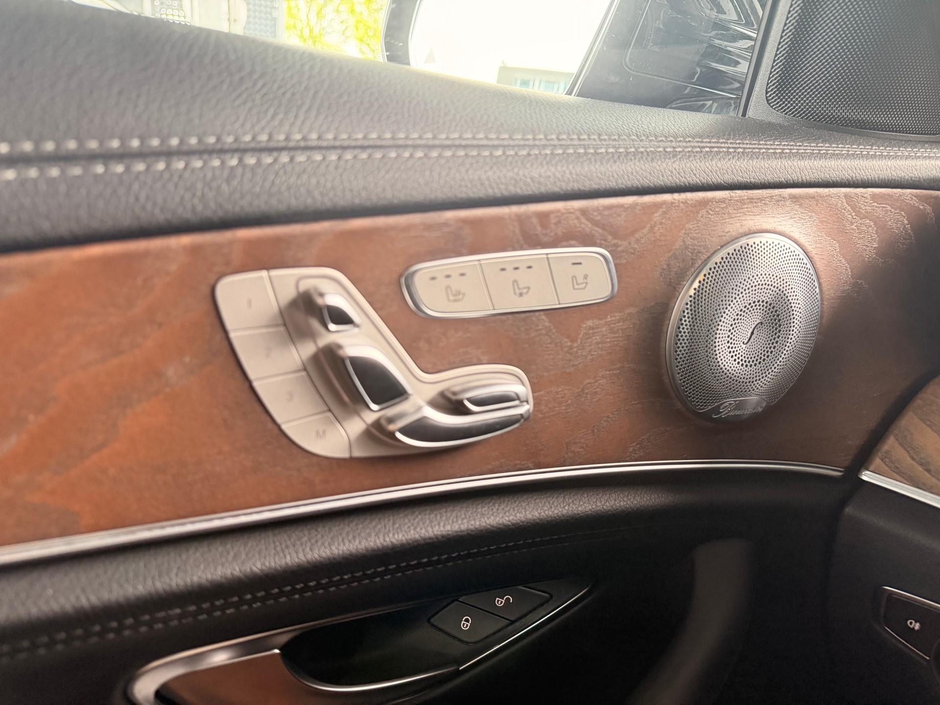 MERCEDES-BENZ E 53 AMG 4matic+-image-4