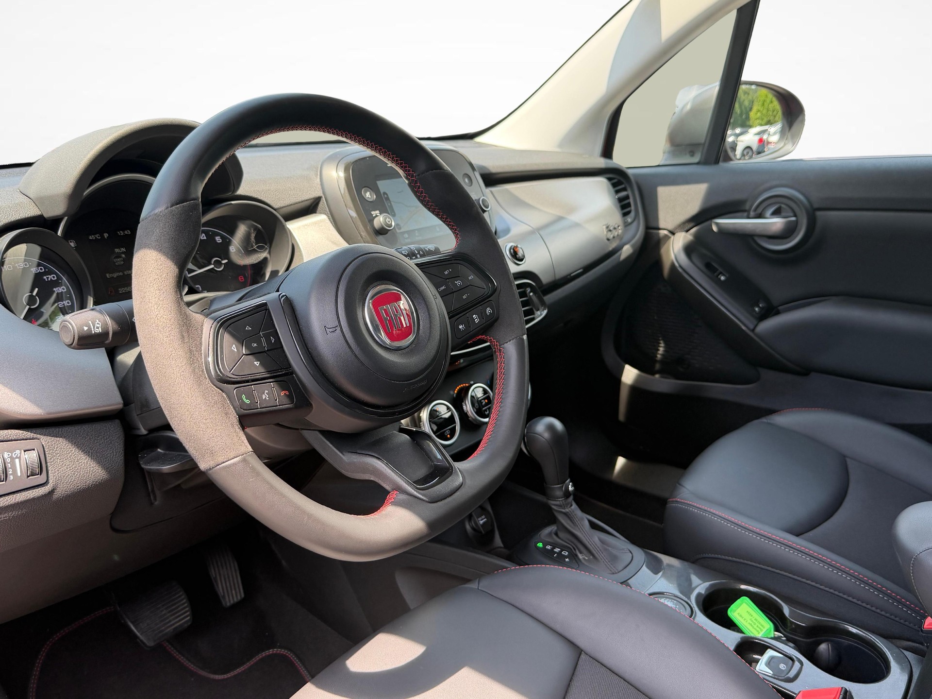 FIAT 500 X 1.5 Hybrid Sport-image-3