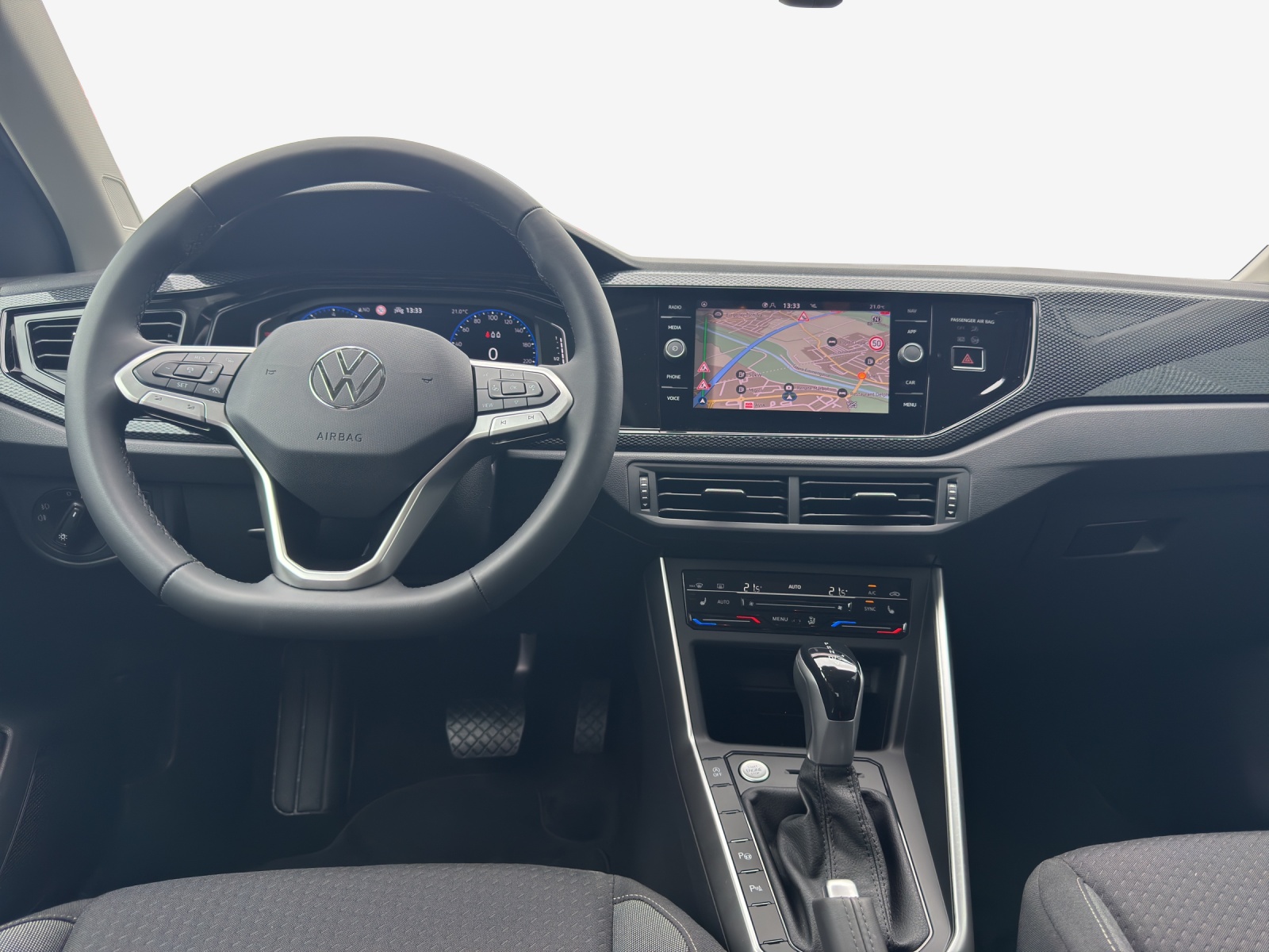 VW Polo LI 1.0TSI 95PS-image-8