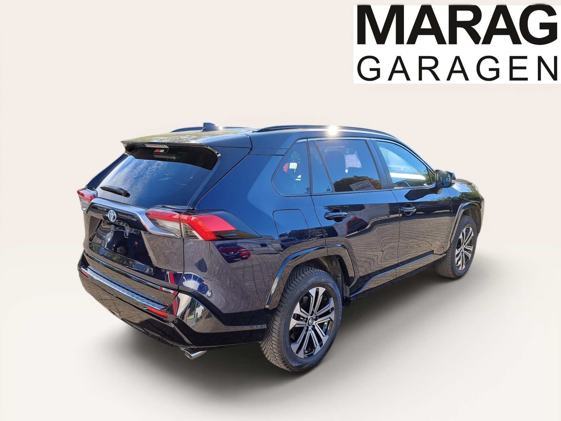 TOYOTA RAV-4 2.5 PHEV Platinum e-CVT 4WD-image-6