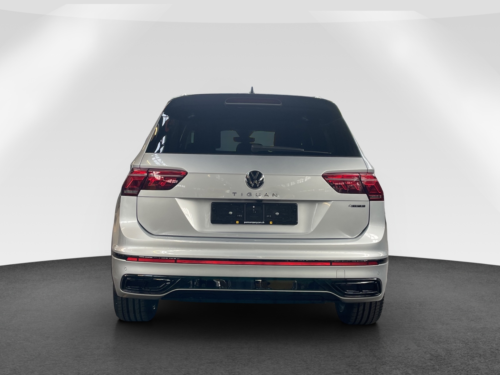 VW Tiguan 2.0 TSI R-Line DSG-image-4
