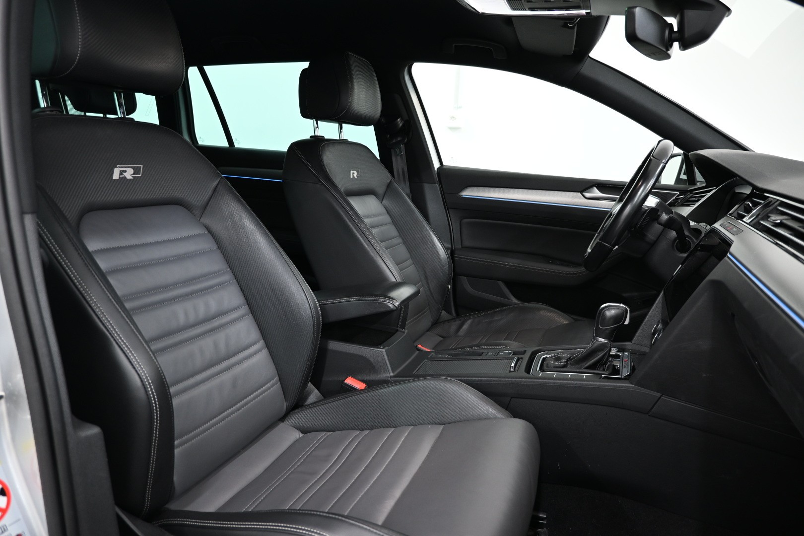 VW Passat Variant 2.0 TSI BMT Highline 4Motion DSG-image-11