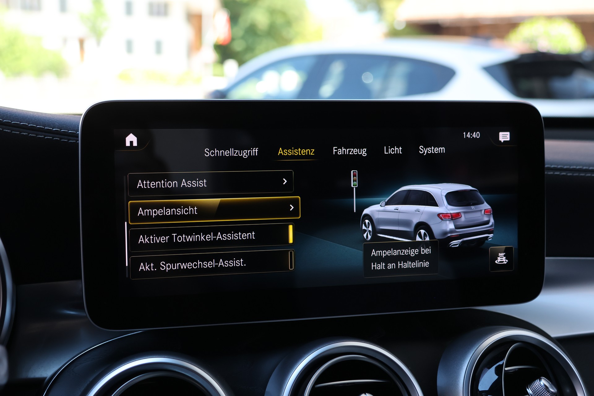 MERCEDES-BENZ GLC 300 AMG Line 4Matic 9G-Tronic (CH) + 2.4T AHK-image-24