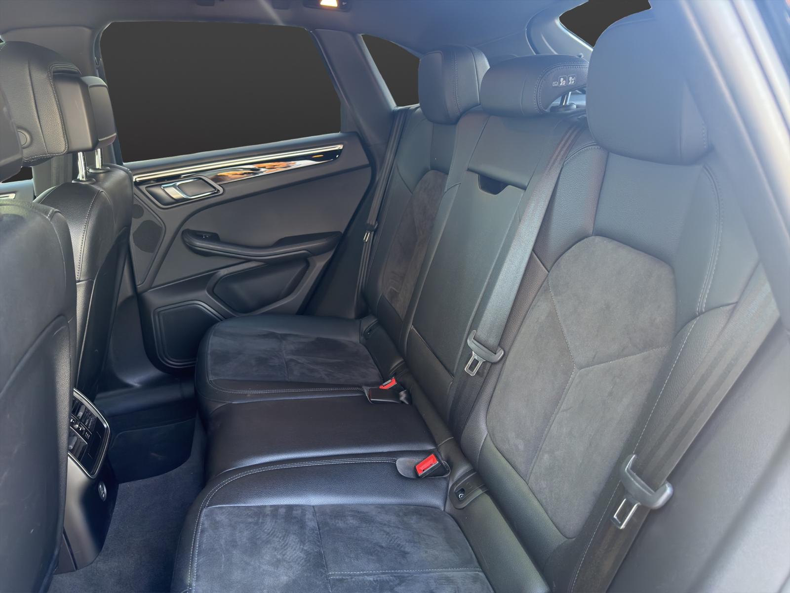 PORSCHE Macan S PDK-image-14