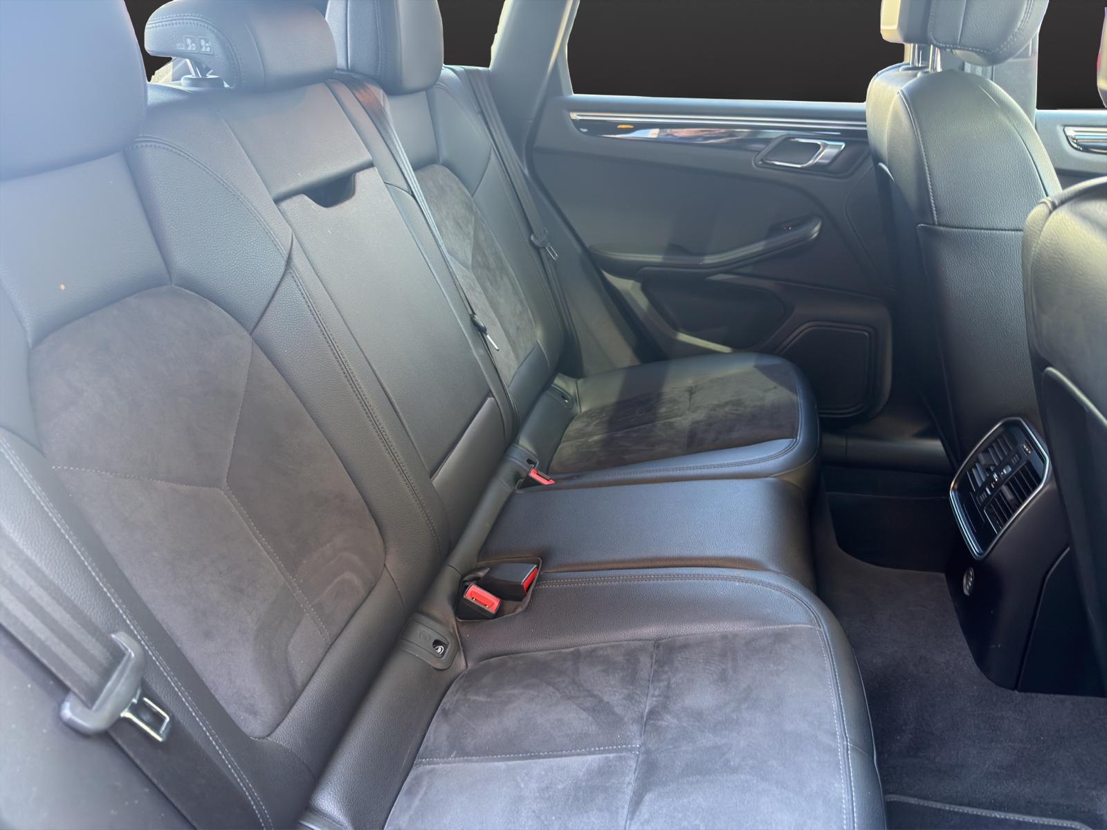 PORSCHE Macan S PDK-image-15