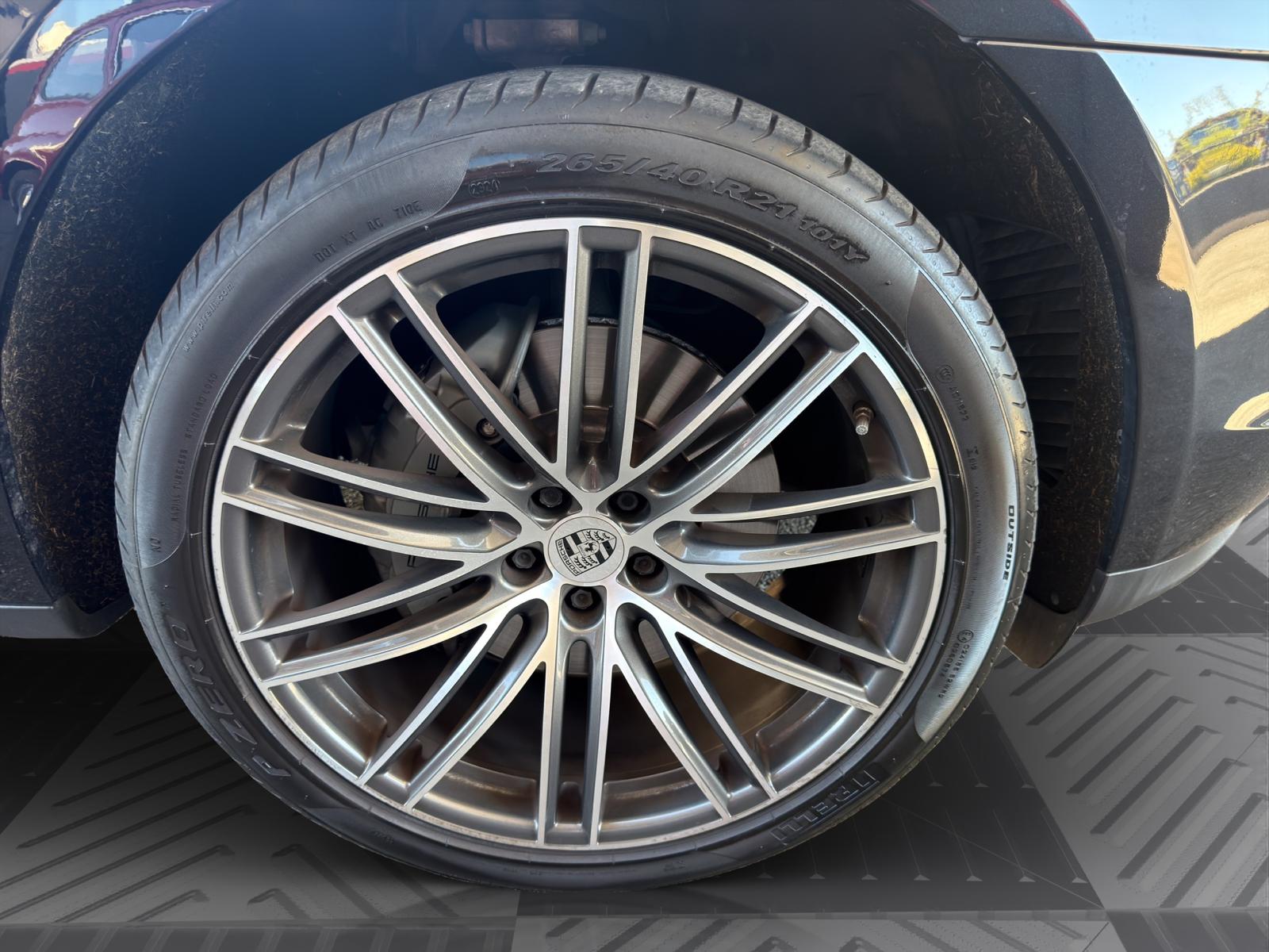 PORSCHE Macan S PDK-image-17