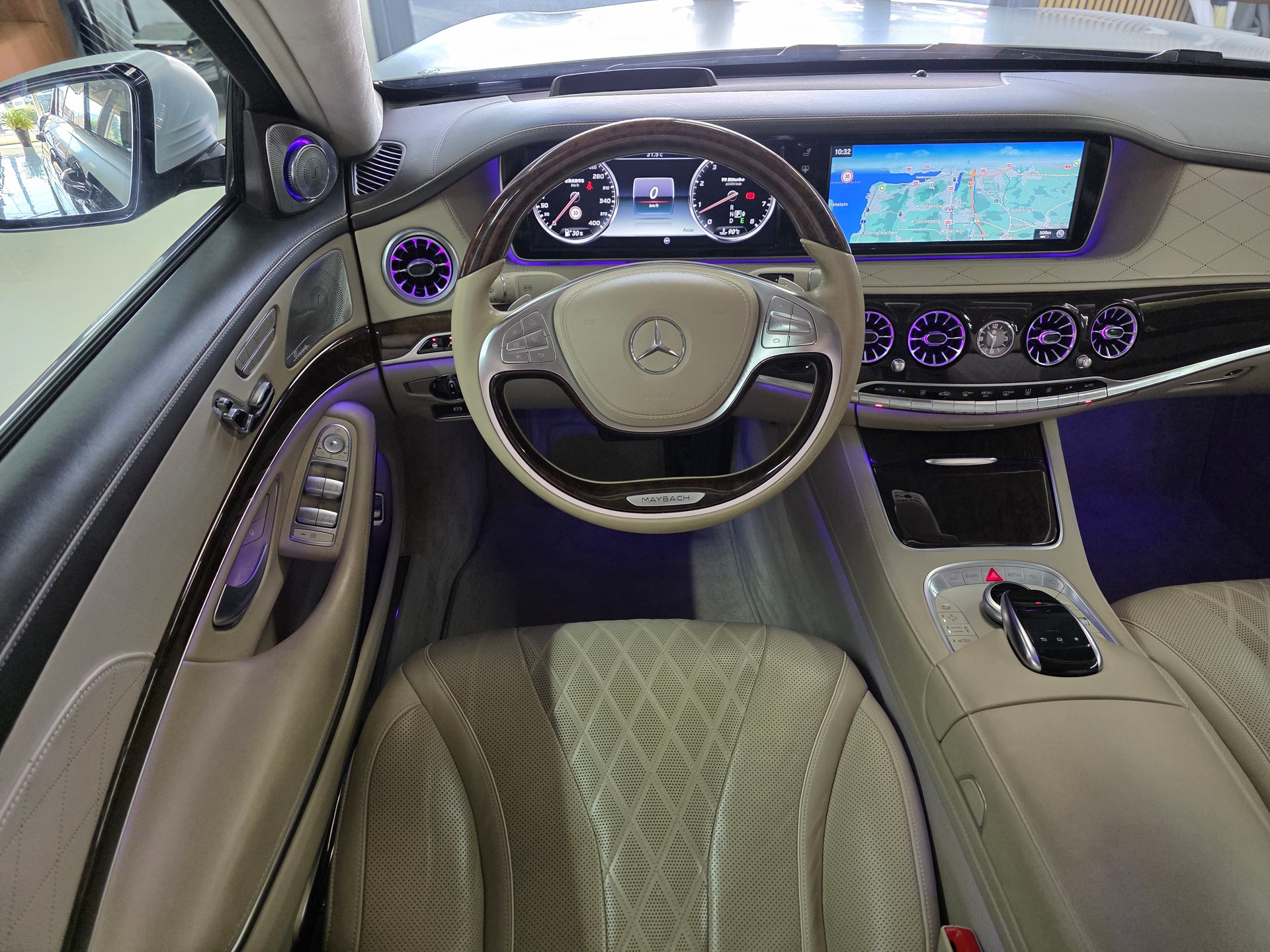 MERCEDES-BENZ S 500 4Matic 7G-Tronic Maybach-image-10