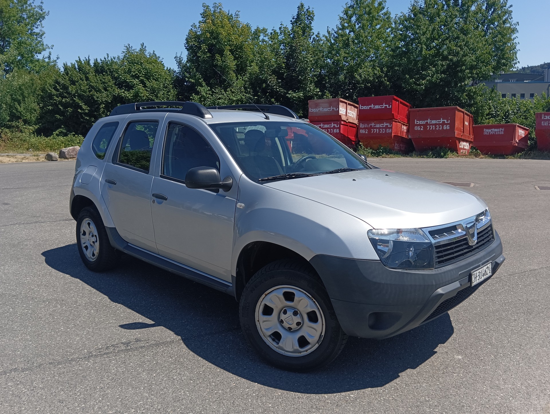 DACIA Duster 1.6 Lauréate 4x4-image-1