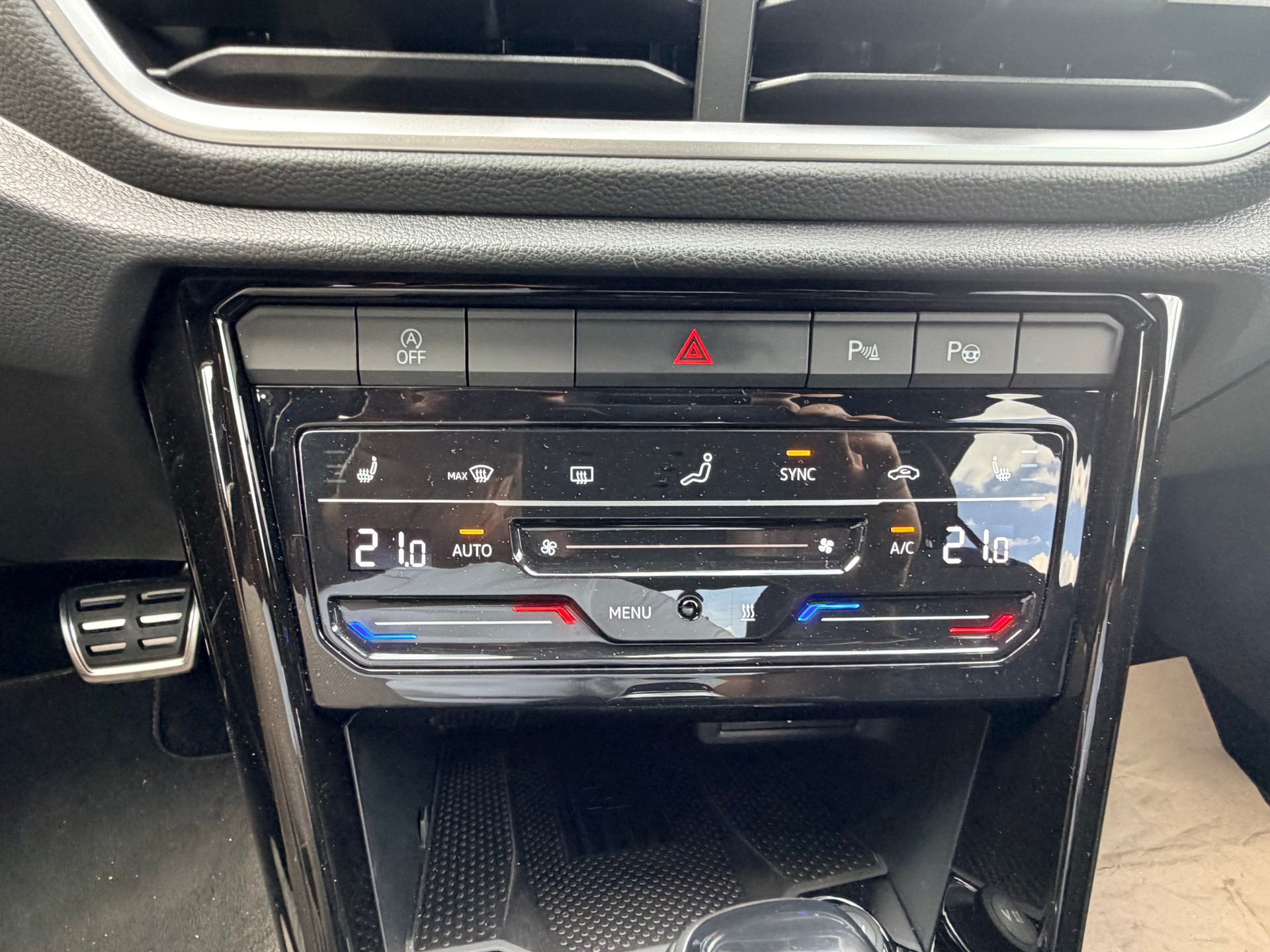 VW T-Roc 2.0 TSI R-Line DSG 4motion-image-5