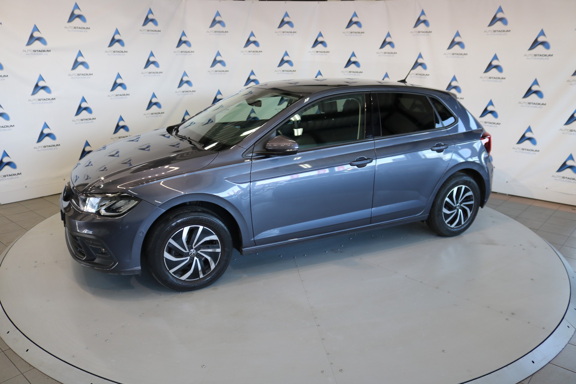 VW Polo 1.0 TSI Style DSG-image-14