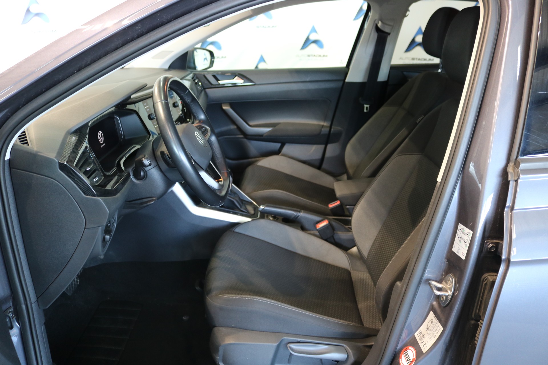 VW Polo 1.0 TSI Style DSG-image-3