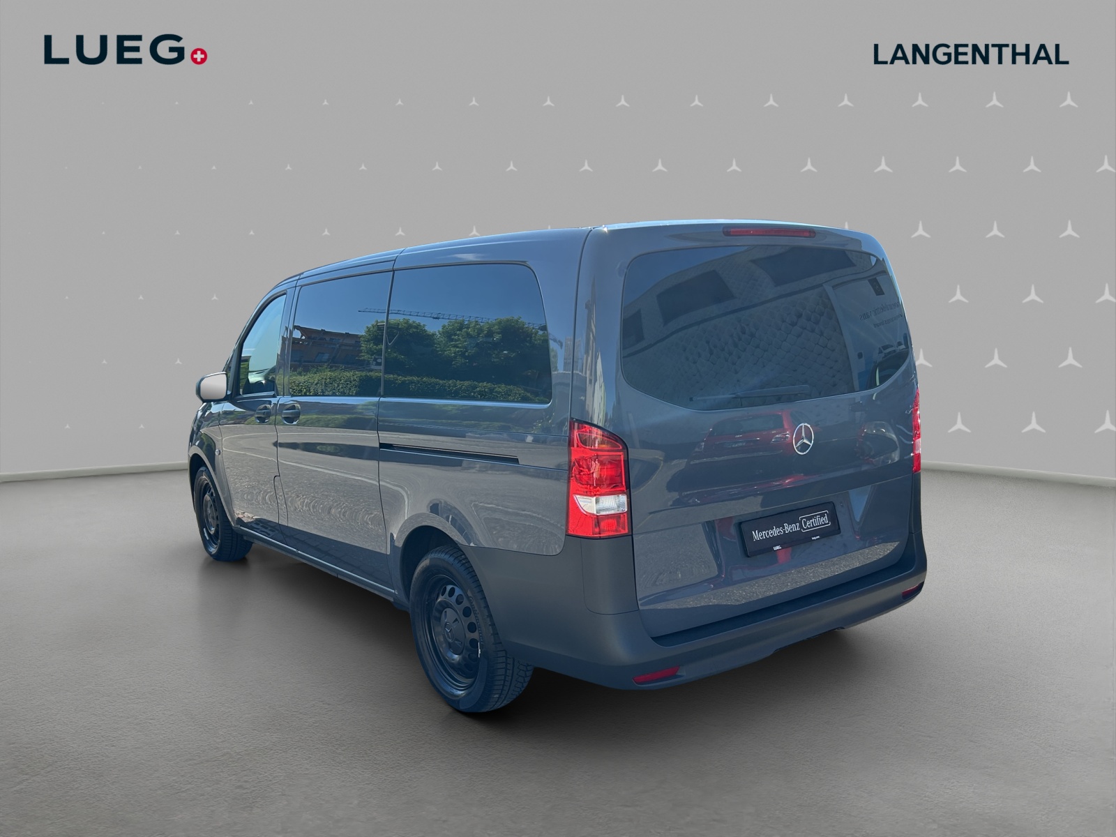 MERCEDES-BENZ Vito 124 CDI Lang Base Tourer 4Matic 9G-Tronic-image-2