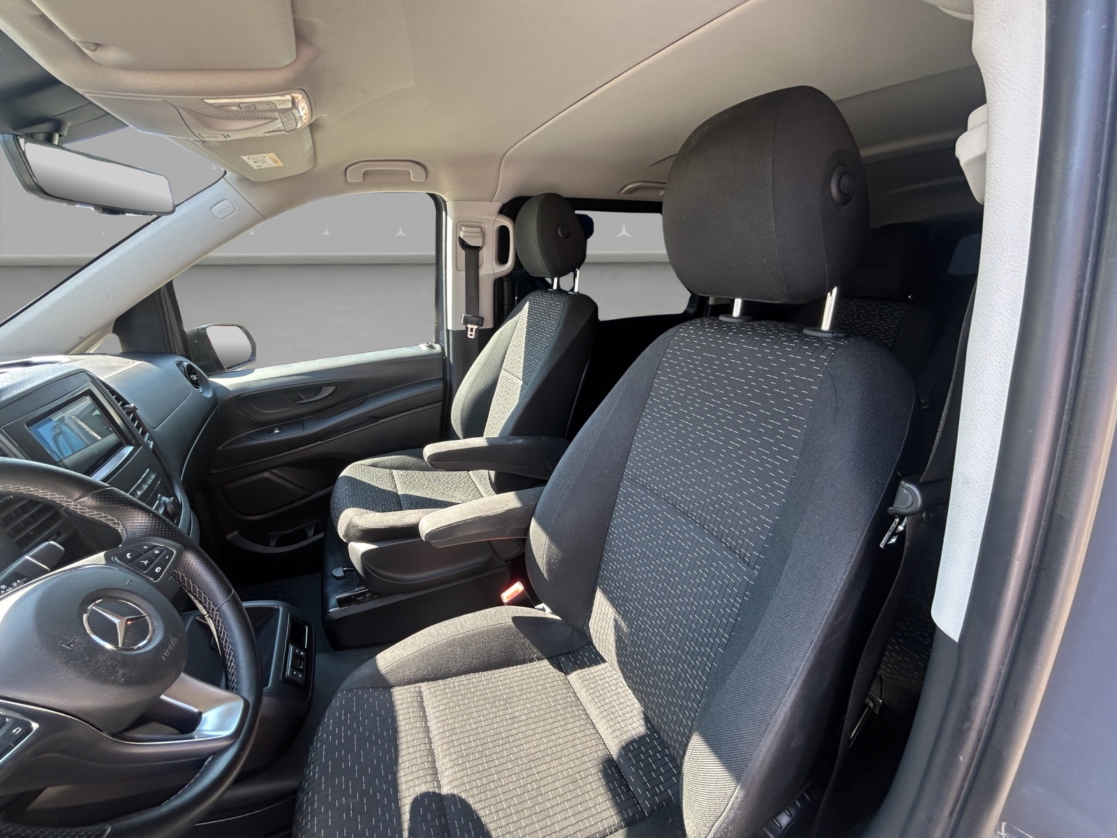 MERCEDES-BENZ Vito 124 CDI Lang Base Tourer 4Matic 9G-Tronic-image-8