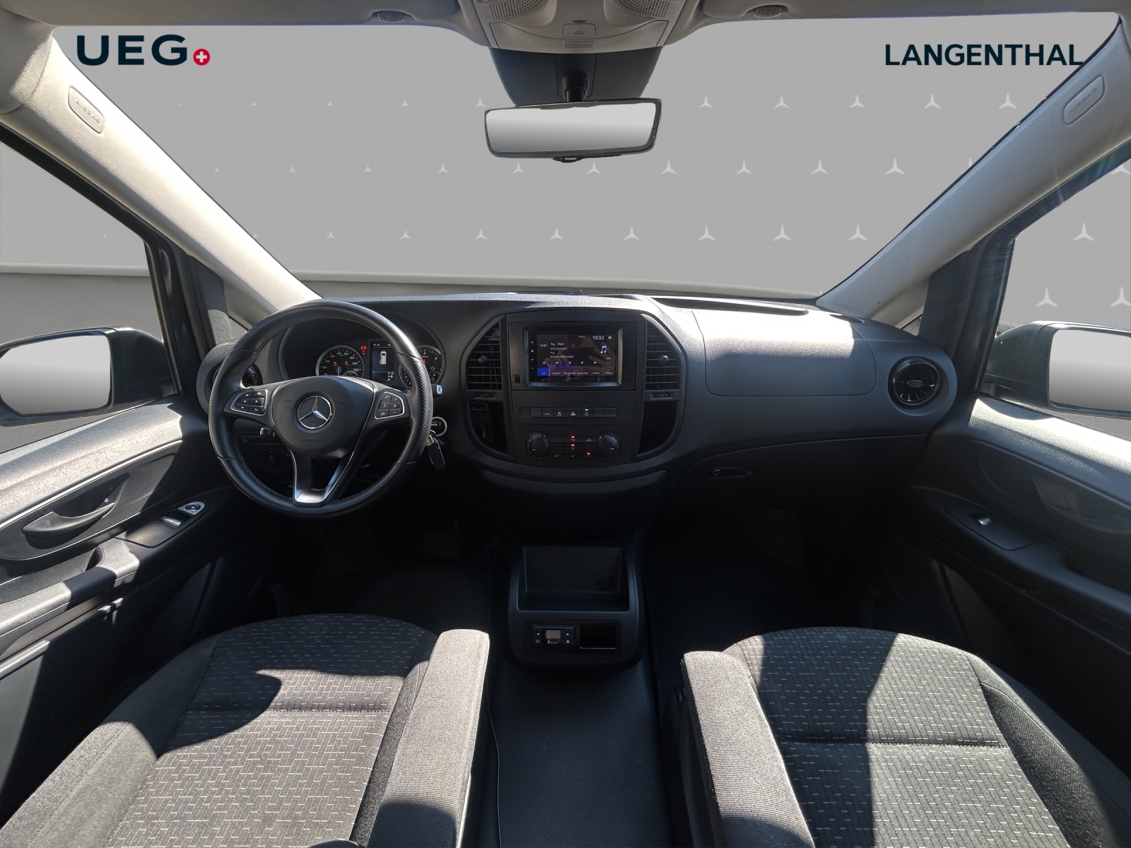 MERCEDES-BENZ Vito 124 CDI Lang Base Tourer 4Matic 9G-Tronic-image-9