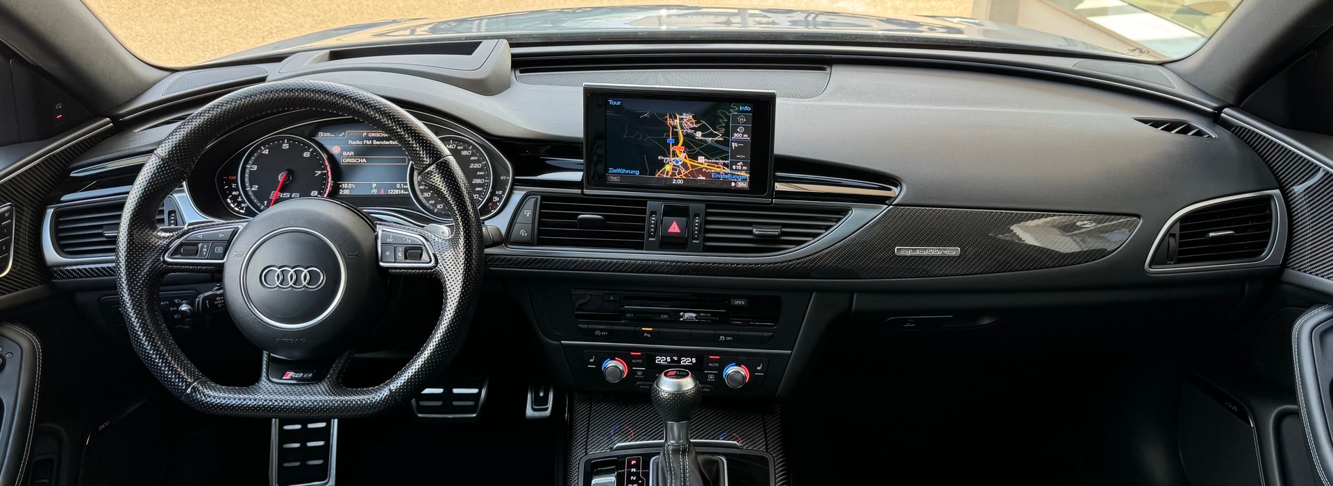 AUDI RS6 Avant 4.0 TFSI V8 quattro Tiptronic-image-12
