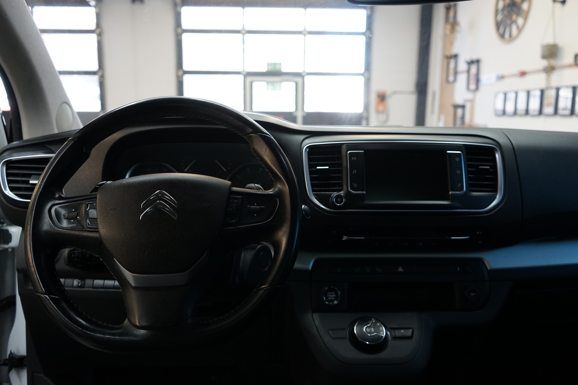 CITROEN Spacetourer EO 2.0 BlueHDi Business Lounge M EAT8-image-4