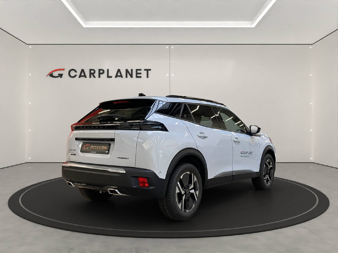 PEUGEOT 2008 1.2 Hybrid 145 Allure-image-3