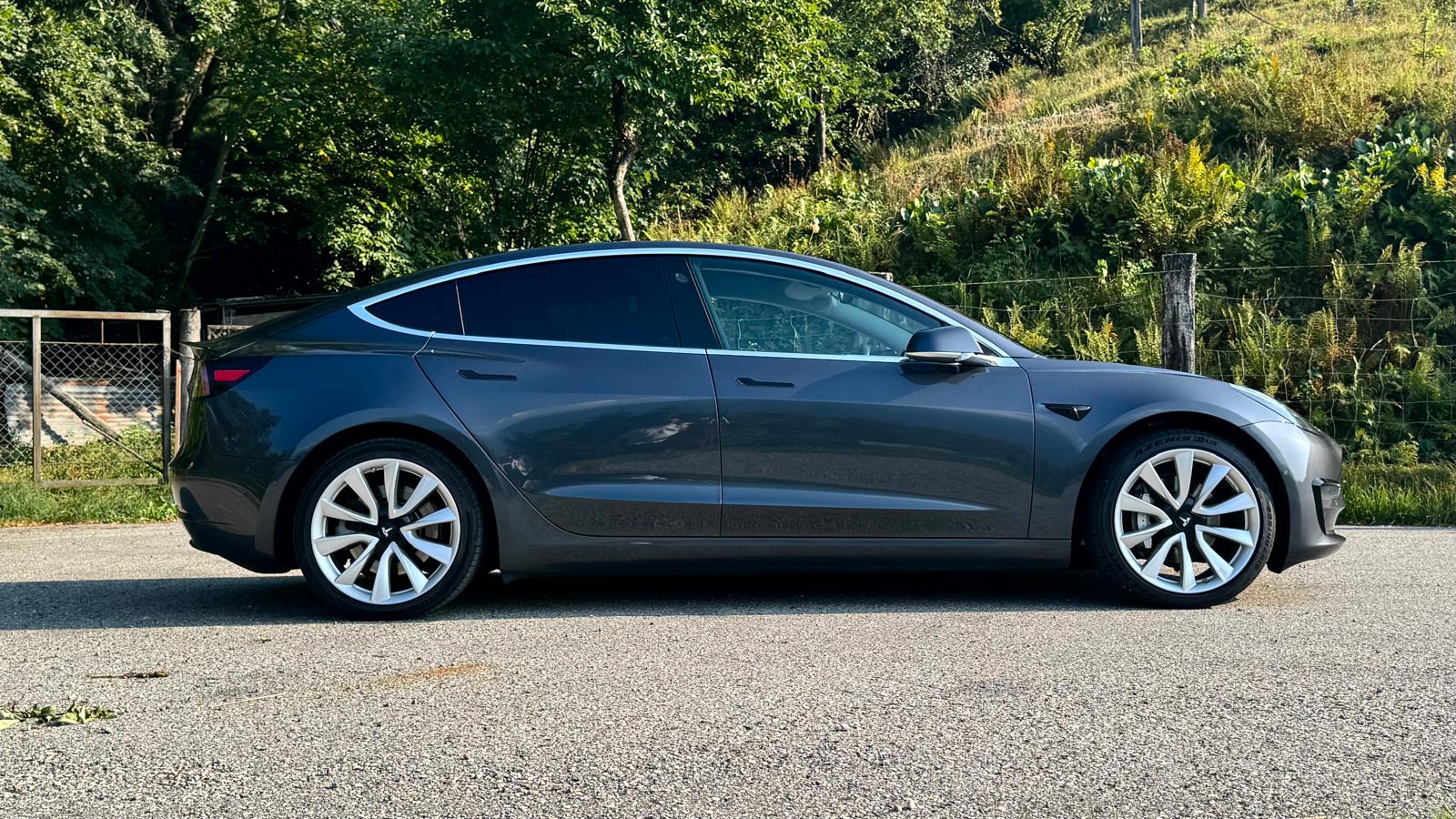 TESLA Long Range-image-1