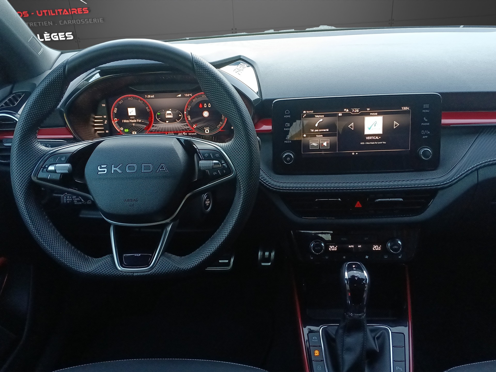 SKODA Fabia 1.0 TSI Monte Carlo DSG-image-12