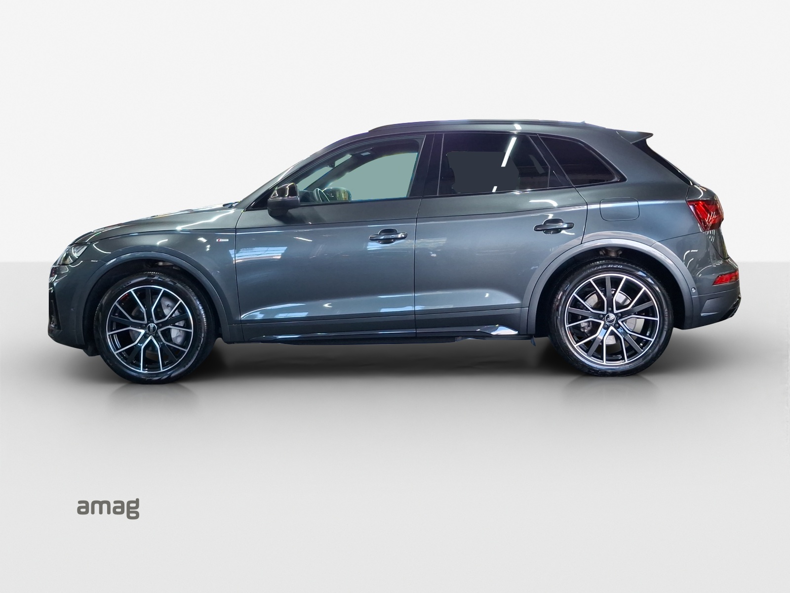 AUDI Q5 55 TFSI e PHEV S line quattro S-tronic-image-1