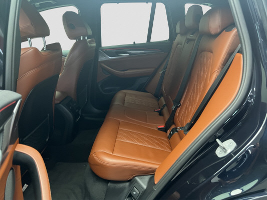 BMW X3 xDr 48V M40d Indi.-image-9
