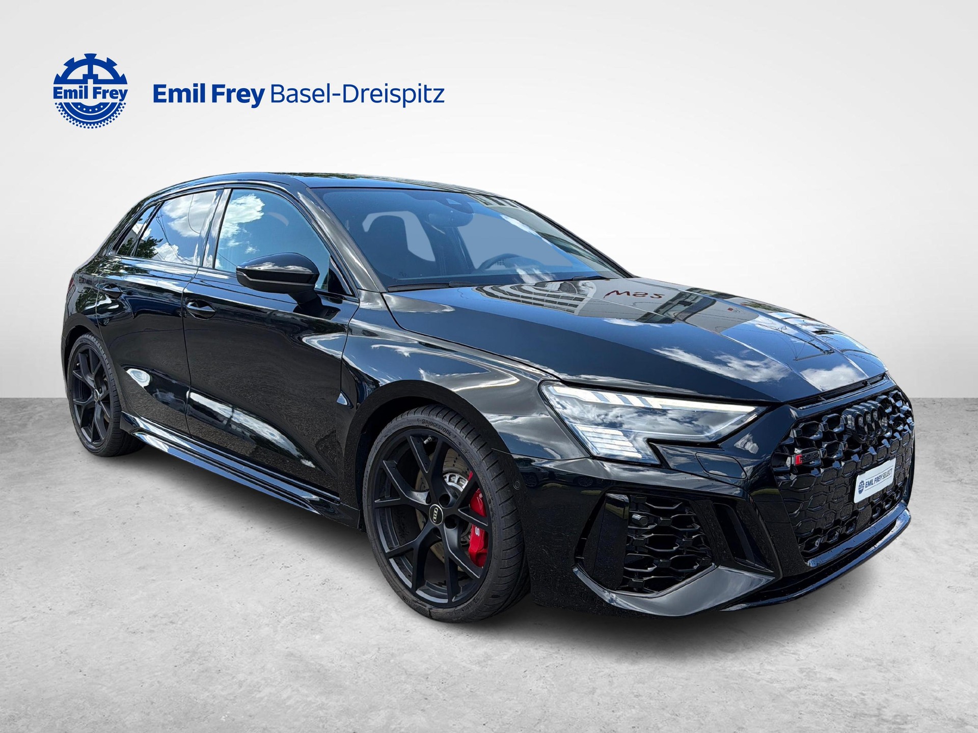 AUDI RS3 Sportback 2.5 TFSI quattro S-Tronic-image-6
