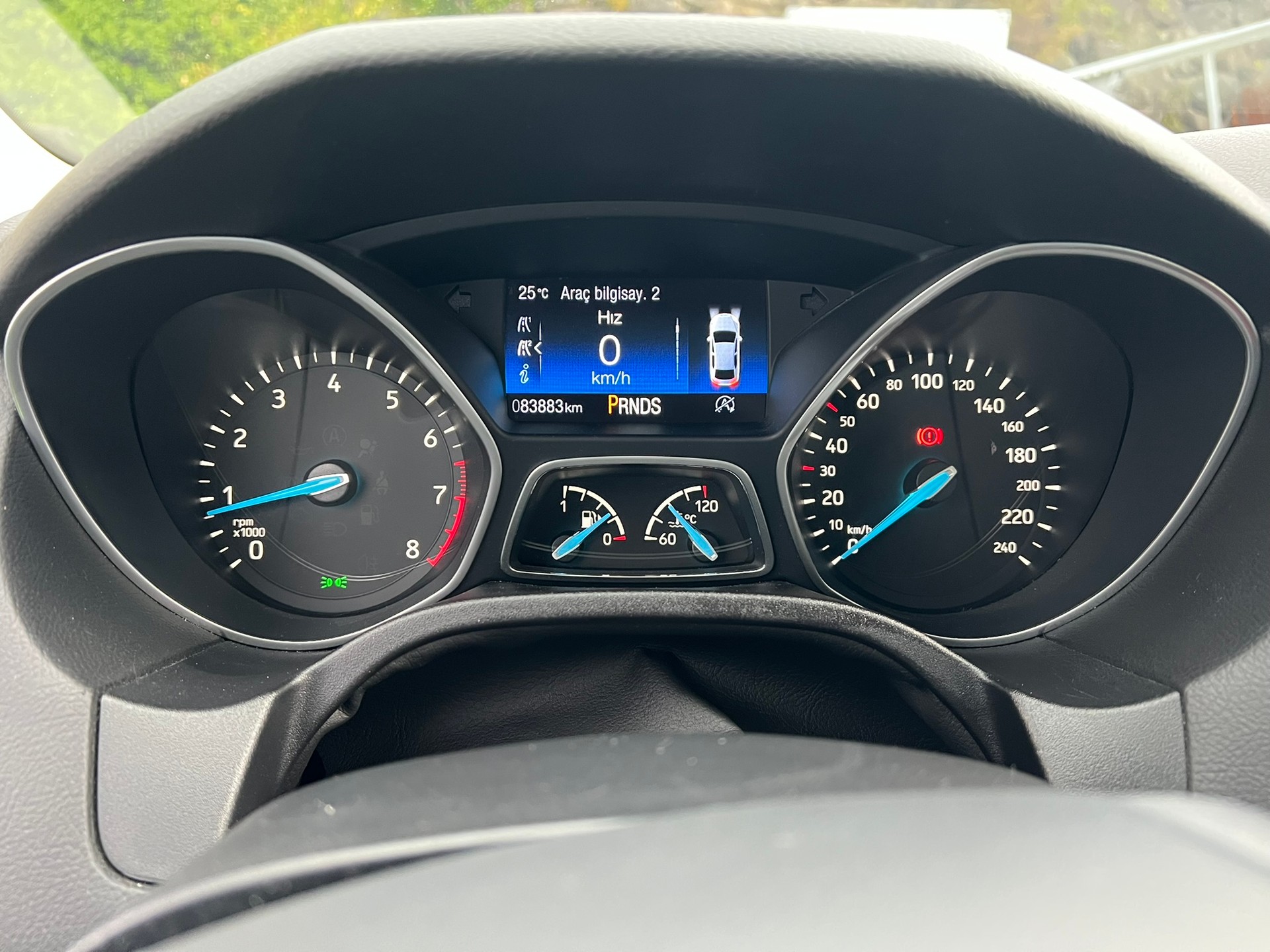 FORD Focus 1.5 SCTi Titanium Automatic-image-12