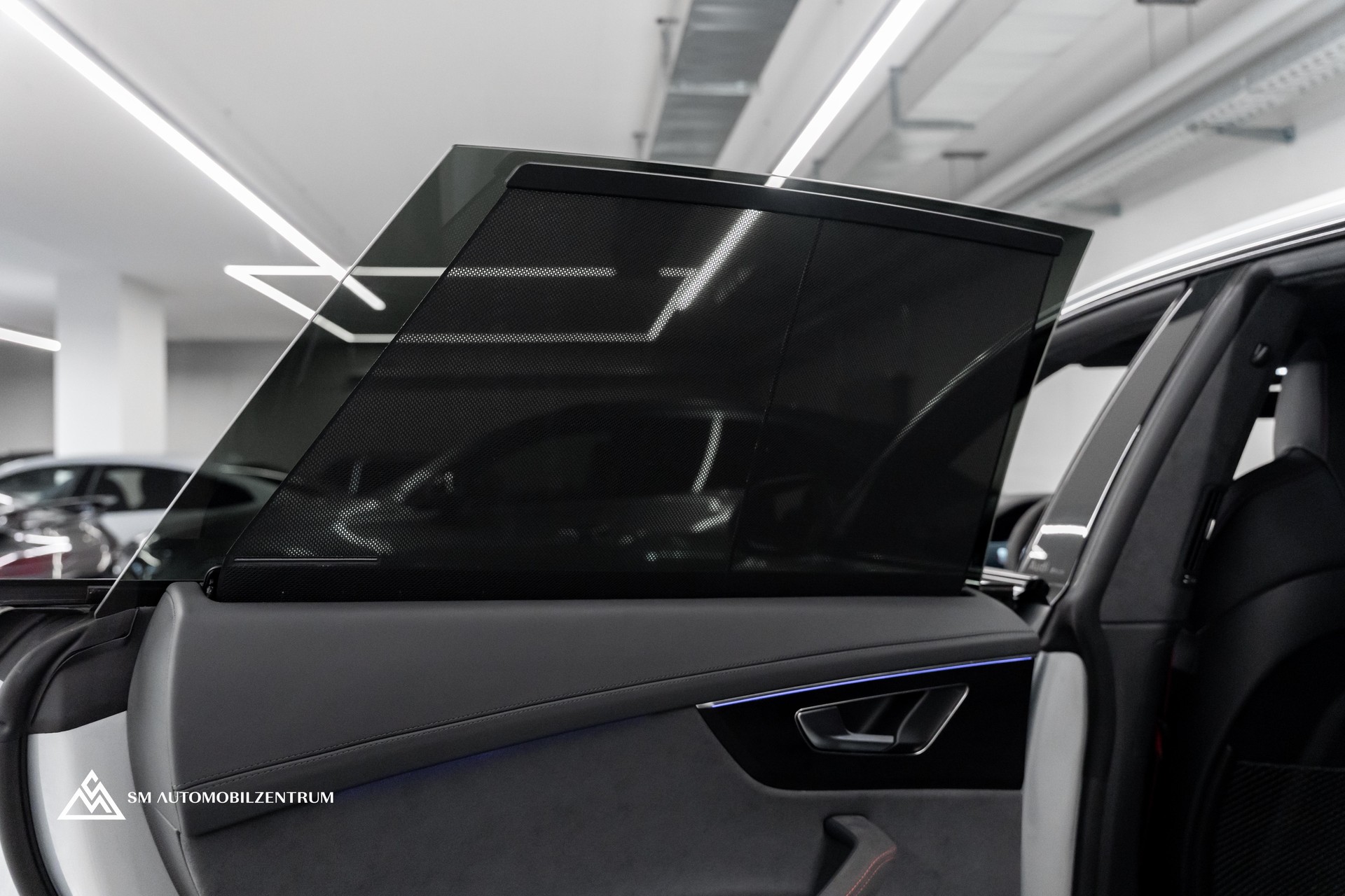 AUDI RS Q8 performance quattro / 305 Km/H / Carbon Exterieur / 360° / Sitzbelüftung / Massage / OLED-image-31