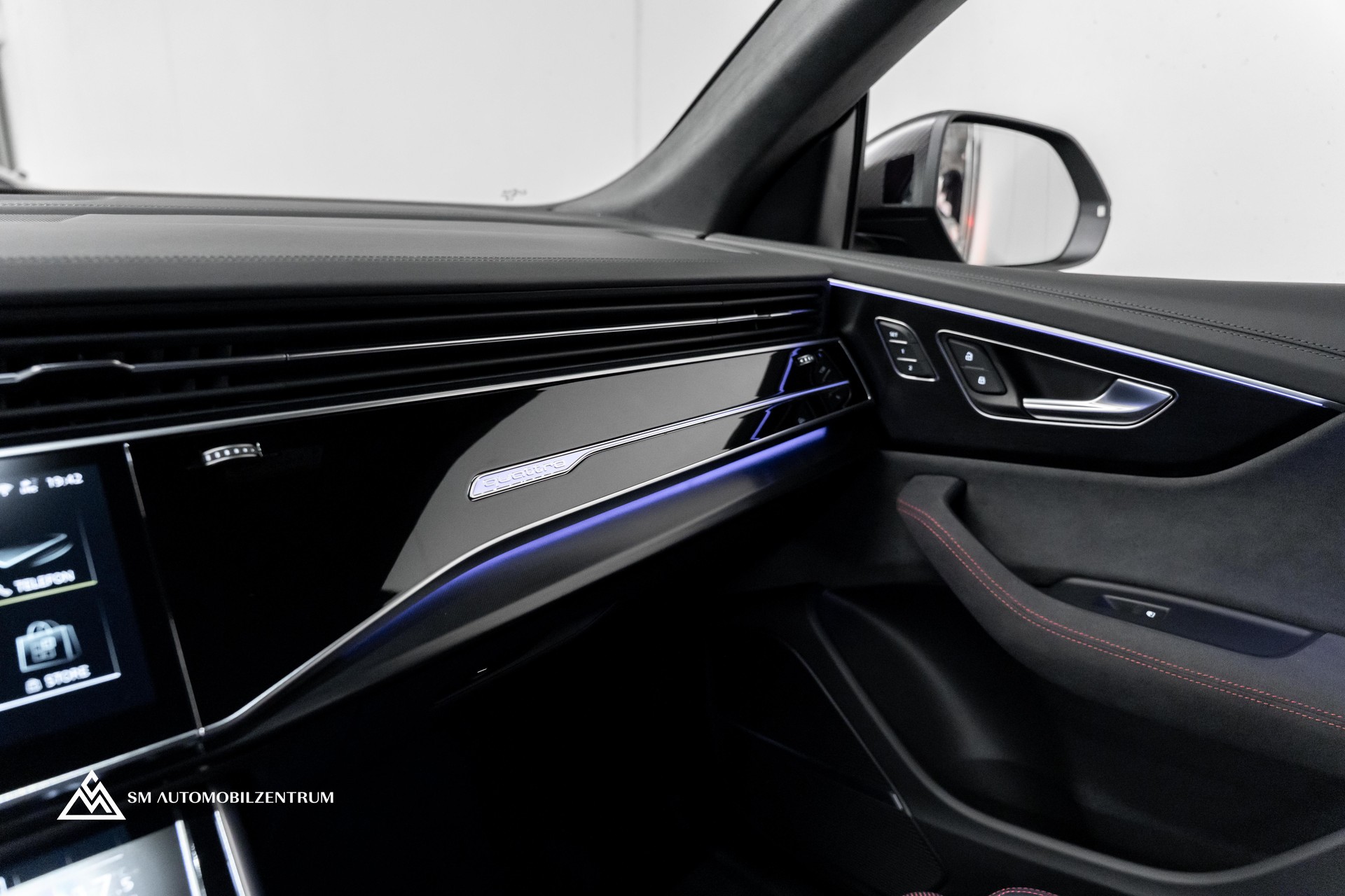 AUDI RS Q8 performance quattro / 305 Km/H / Carbon Exterieur / 360° / Sitzbelüftung / Massage / OLED-image-34