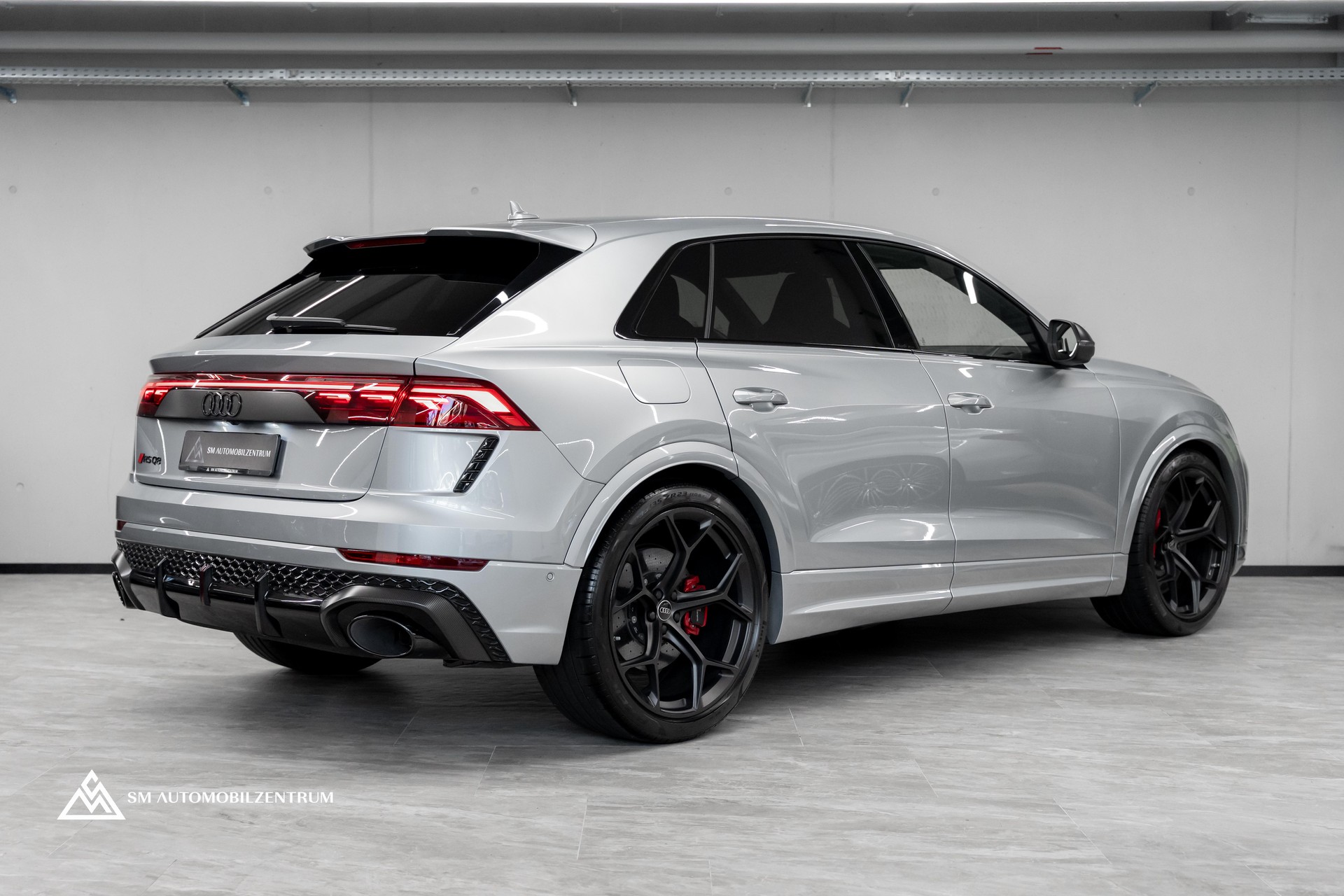 AUDI RS Q8 performance quattro / 305 Km/H / Carbon Exterieur / 360° / Sitzbelüftung / Massage / OLED-image-7