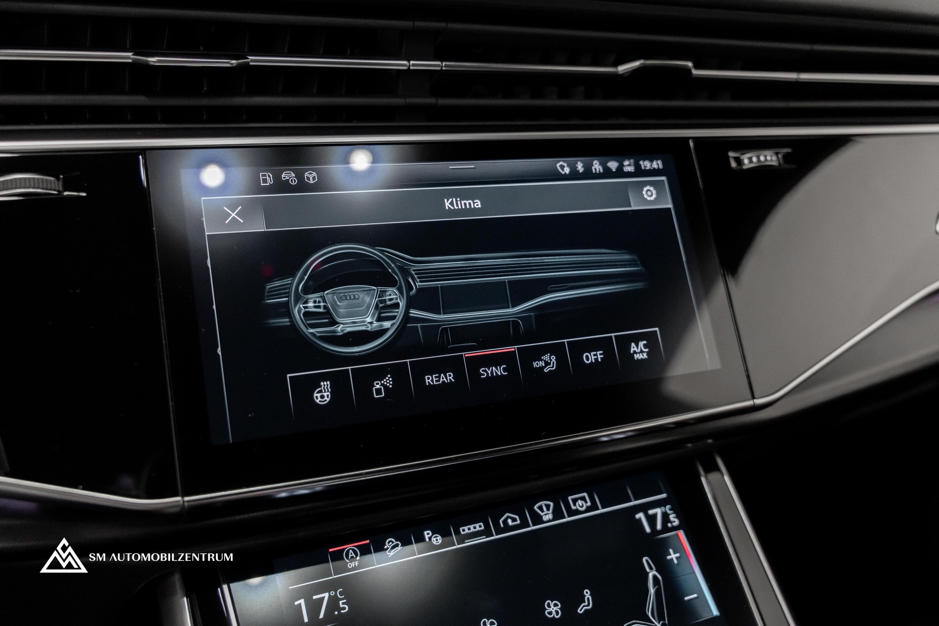 AUDI RS Q8 performance quattro / 305 Km/H / Carbon Exterieur / 360° / Sitzbelüftung / Massage / OLED-image-38