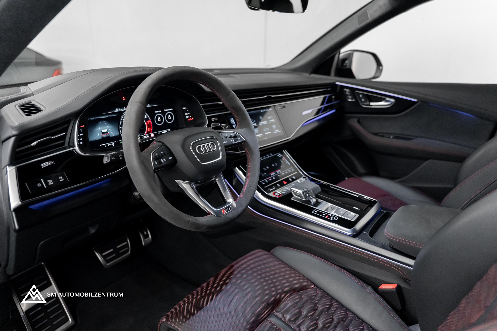 AUDI RS Q8 performance quattro / 305 Km/H / Carbon Exterieur / 360° / Sitzbelüftung / Massage / OLED-image-16