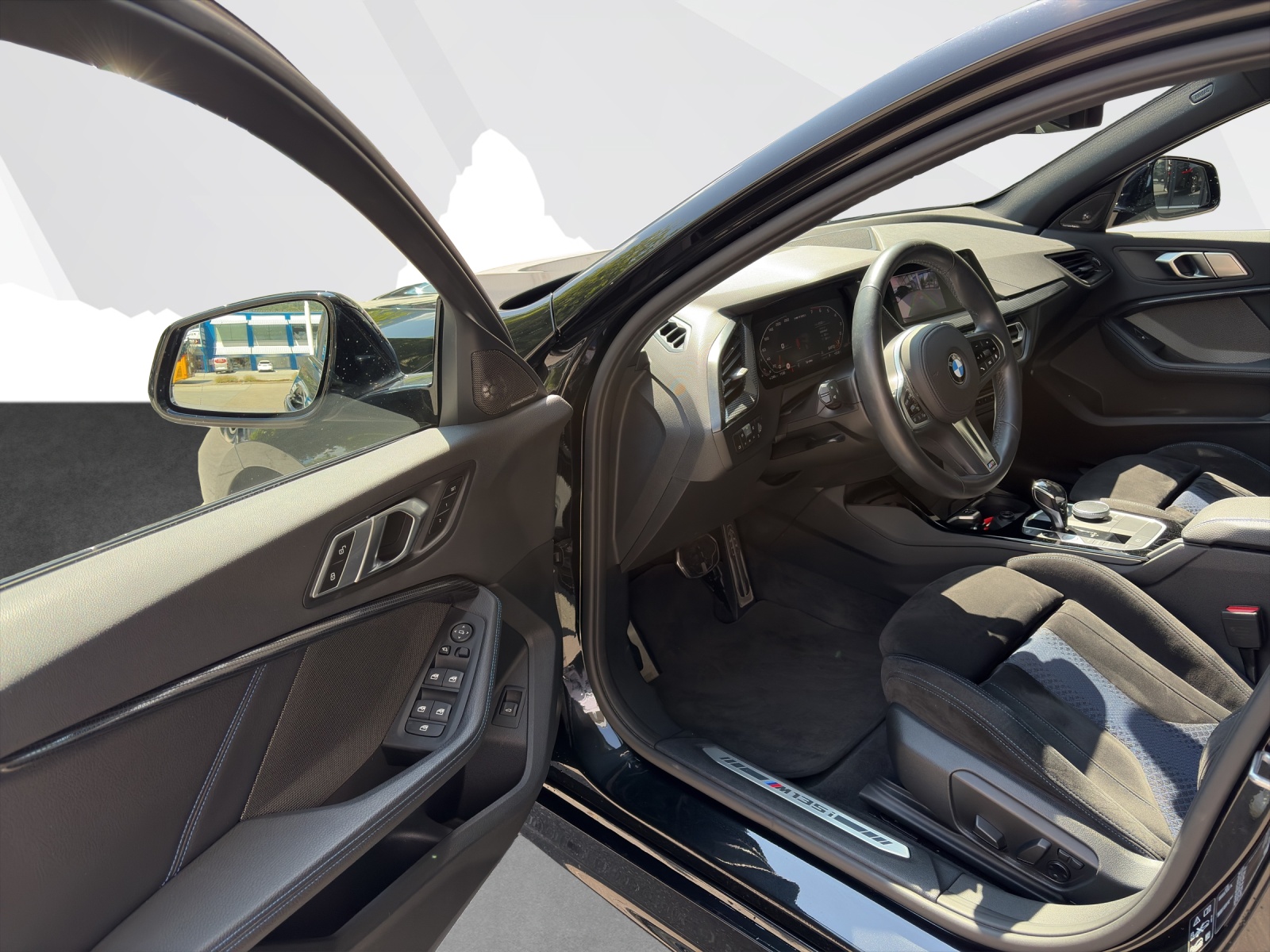 BMW M135i xDrive-image-8
