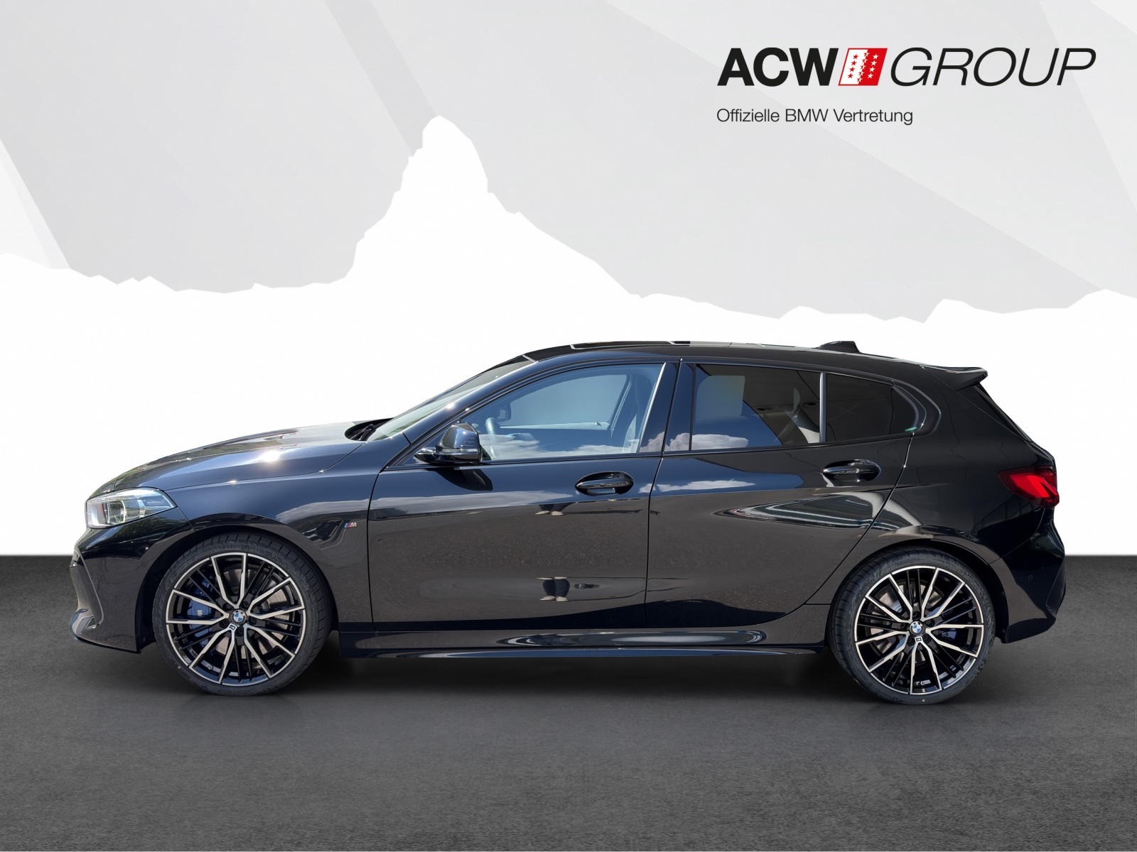 BMW M135i xDrive-image-1