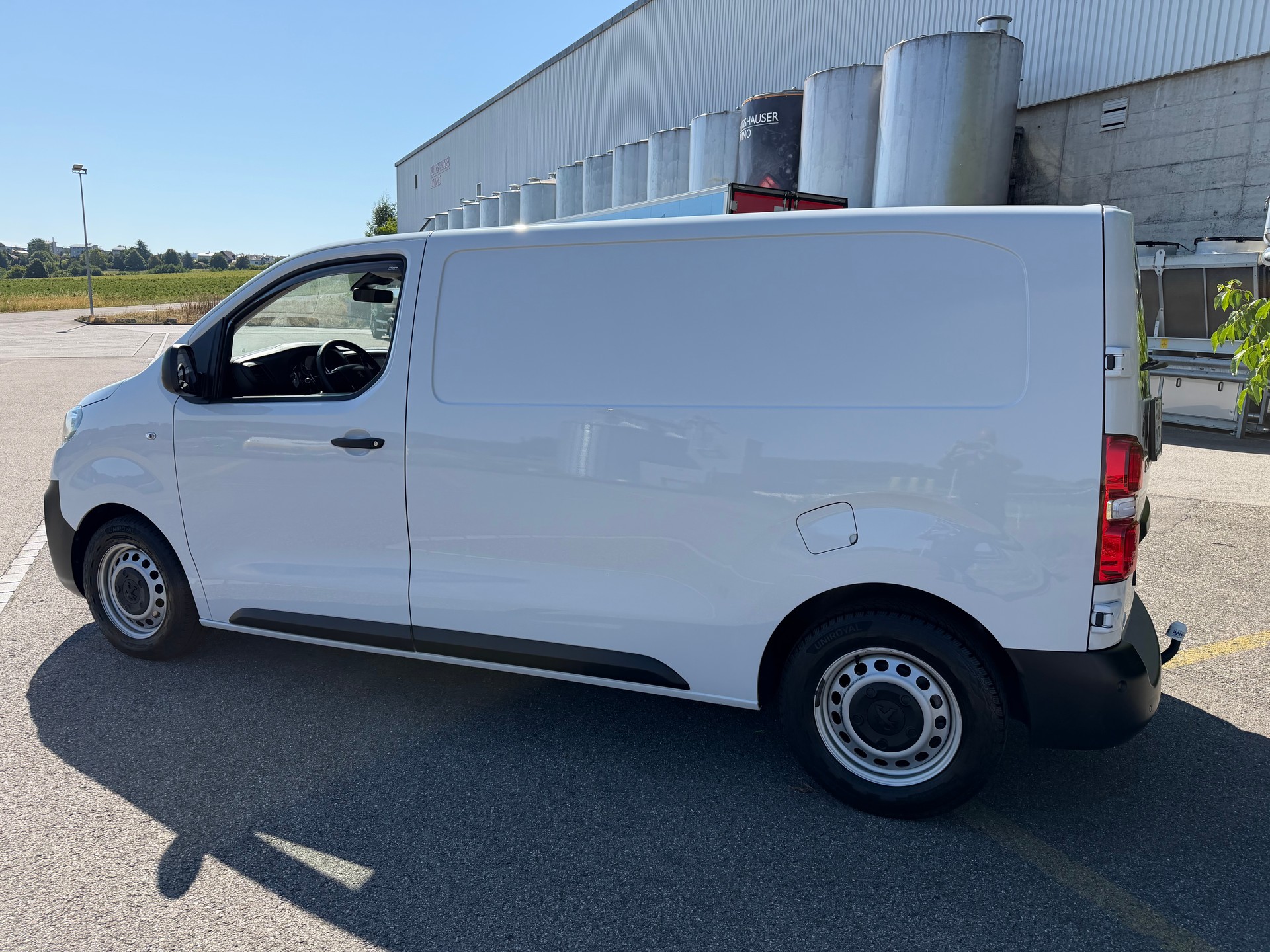 PEUGEOT Expert 2.0 BlueHDi 145 S&S Standard EAT8-image-0