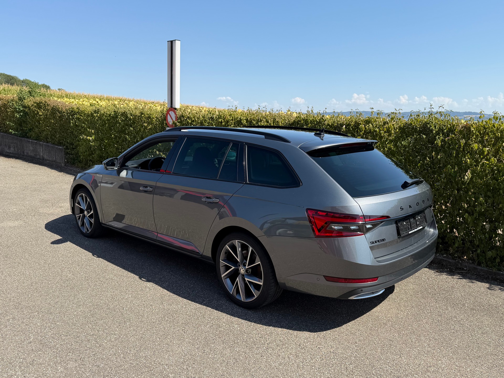 SKODA Superb 1.4 TSI Sport Line PHEV DSG-image-2
