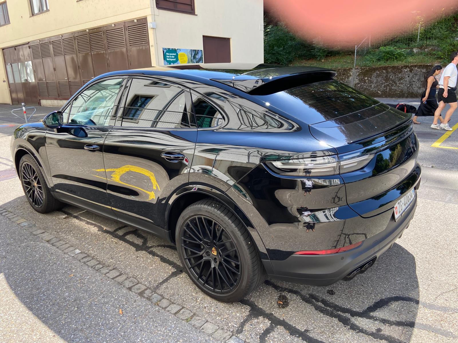 PORSCHE 3.0 V6 Platinum Edition-image-2