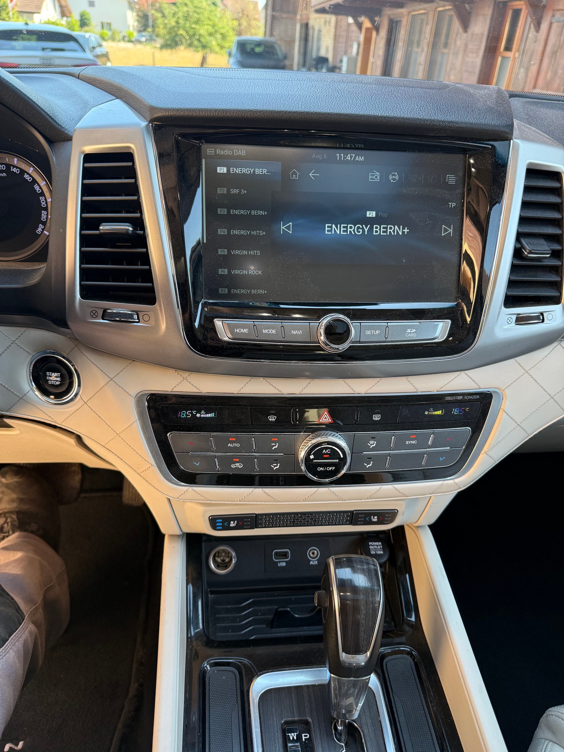 KGM-SsangYong Rexton RX220 e-XDi Sapphire 4WD-image-14