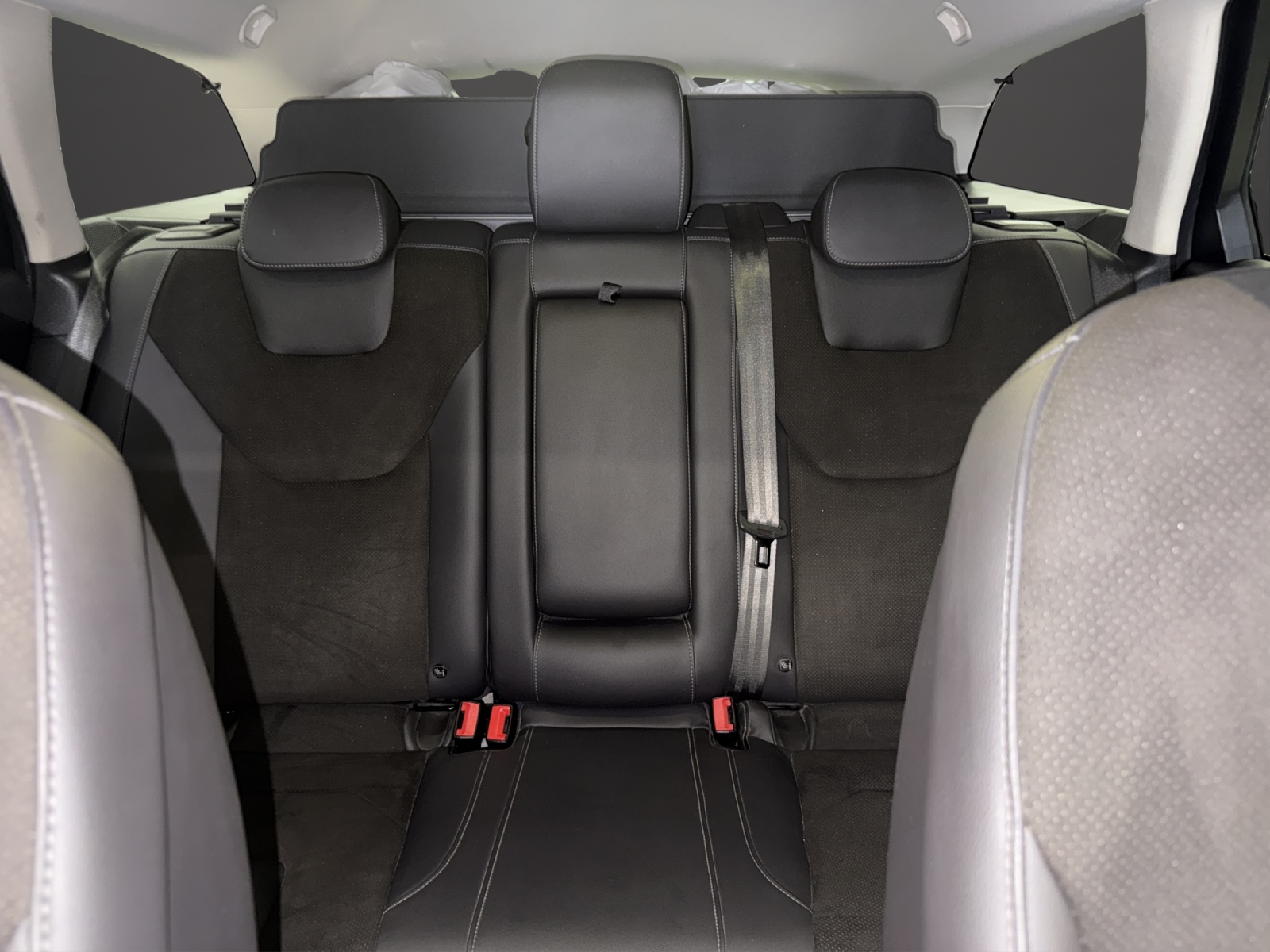 FORD Mondeo 2.0 TDCi Titanium AWD PowerShift-image-9