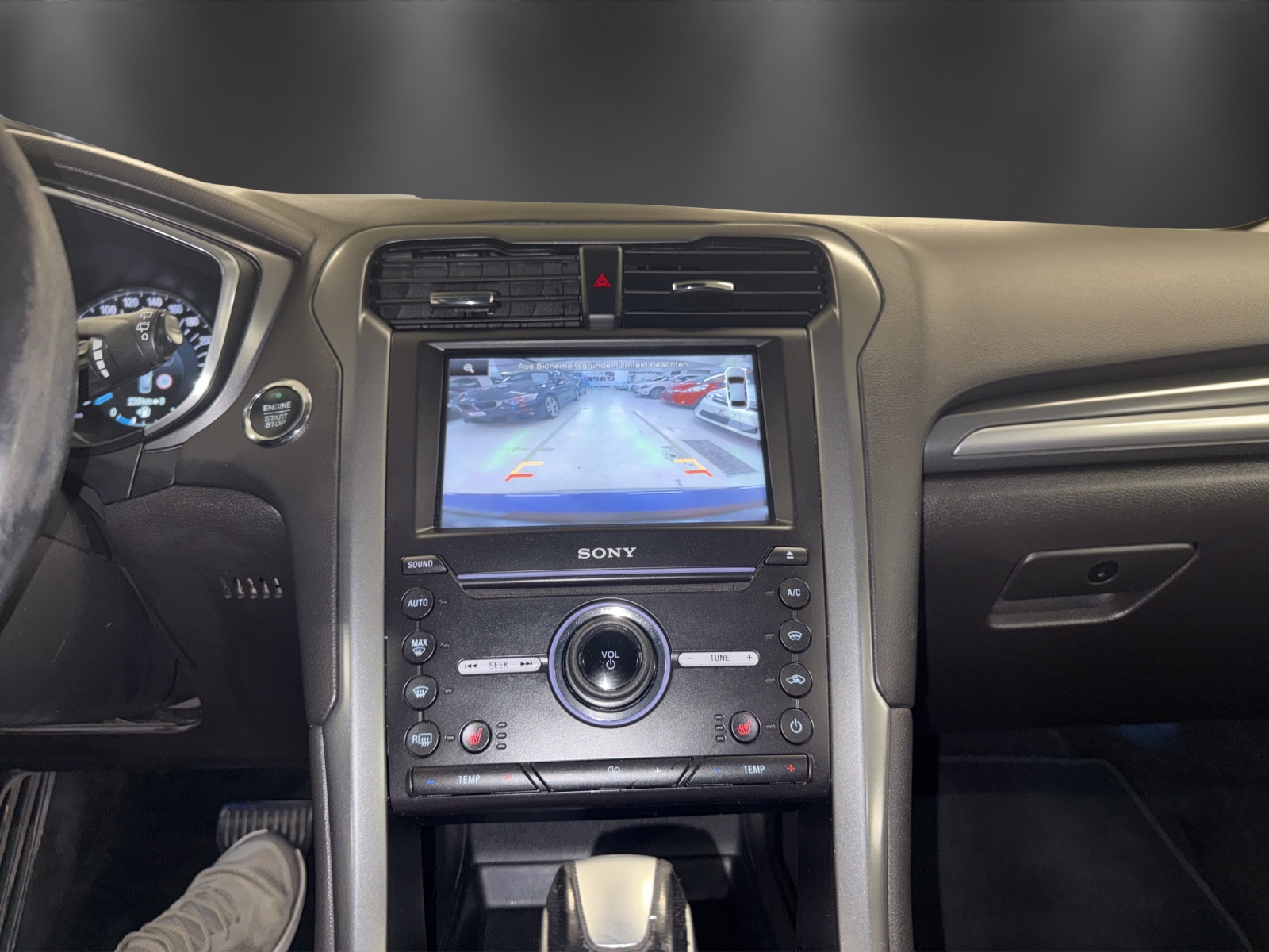 FORD Mondeo 2.0 TDCi Titanium AWD PowerShift-image-11