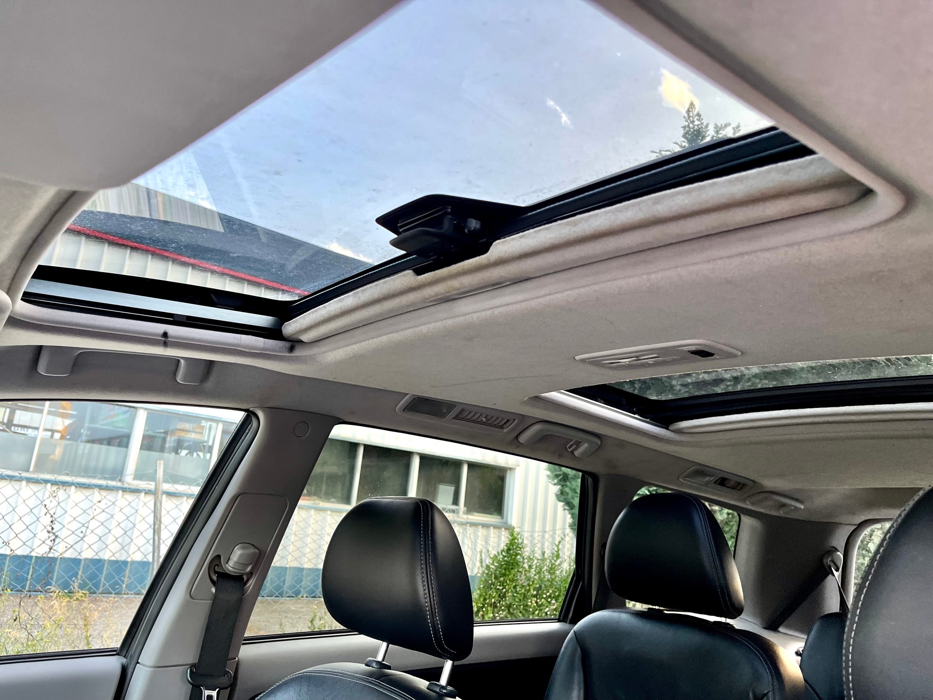 MITSUBISHI Grandis 2.4 16V Executive-image-5