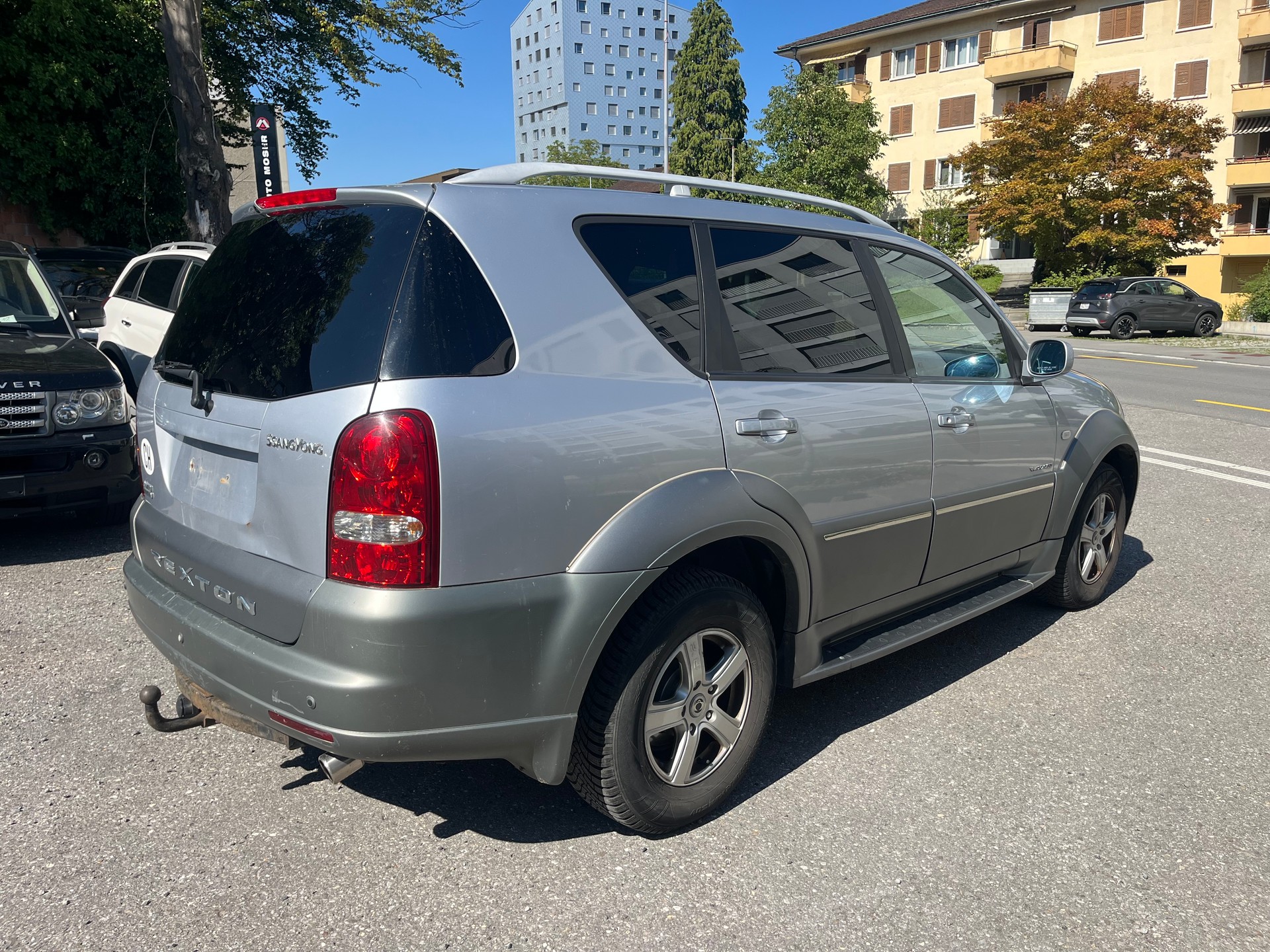 KGM-SsangYong Rexton RX 270 Xdi Deluxe Automatic-image-4