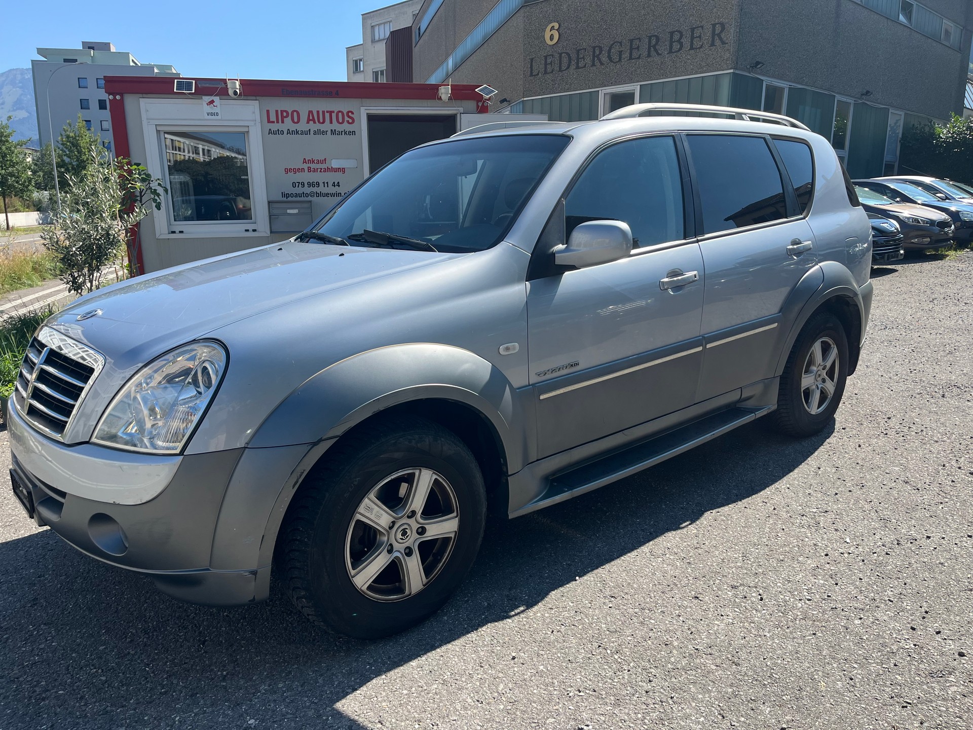 KGM-SsangYong Rexton RX 270 Xdi Deluxe Automatic-image-1