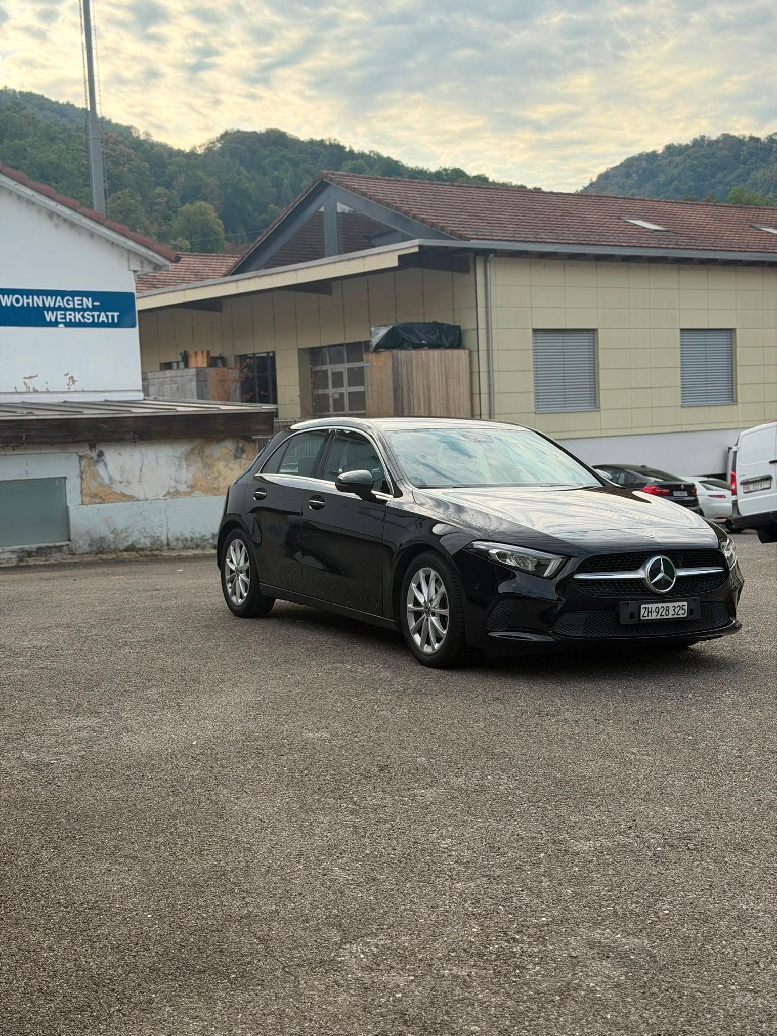 MERCEDES-BENZ A 200-image-2