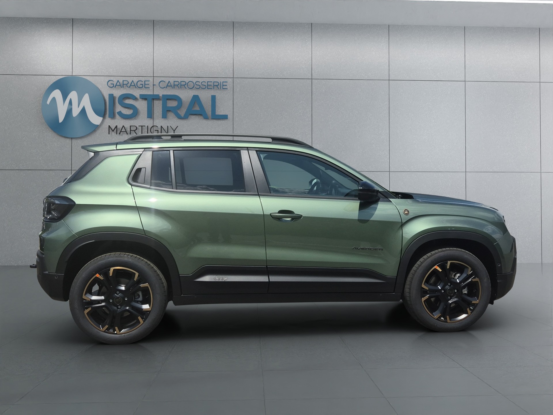 JEEP Avenger 1.2 MHEV 85th Anniversary 4xe-image-5
