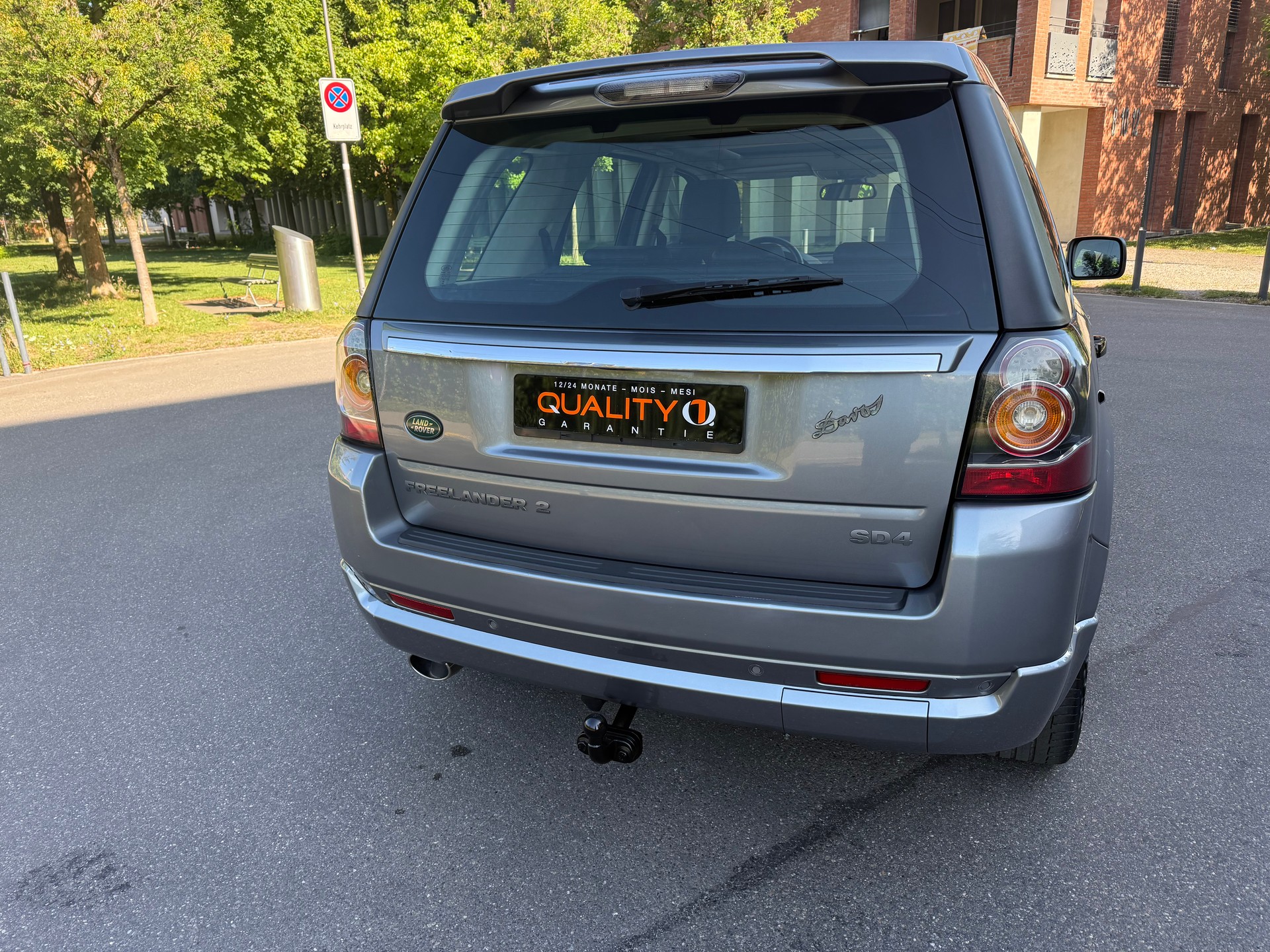 LAND ROVER Freelander 2.2 SD4 HSE Automatic-image-10