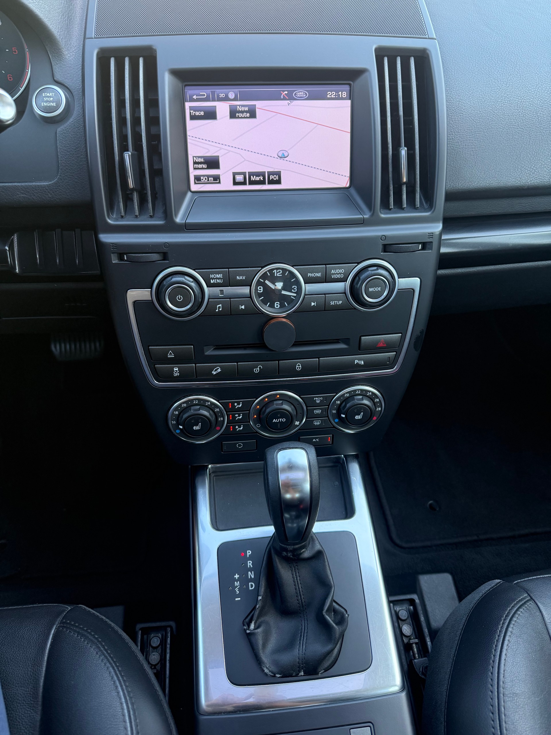 LAND ROVER Freelander 2.2 SD4 HSE Automatic-image-25