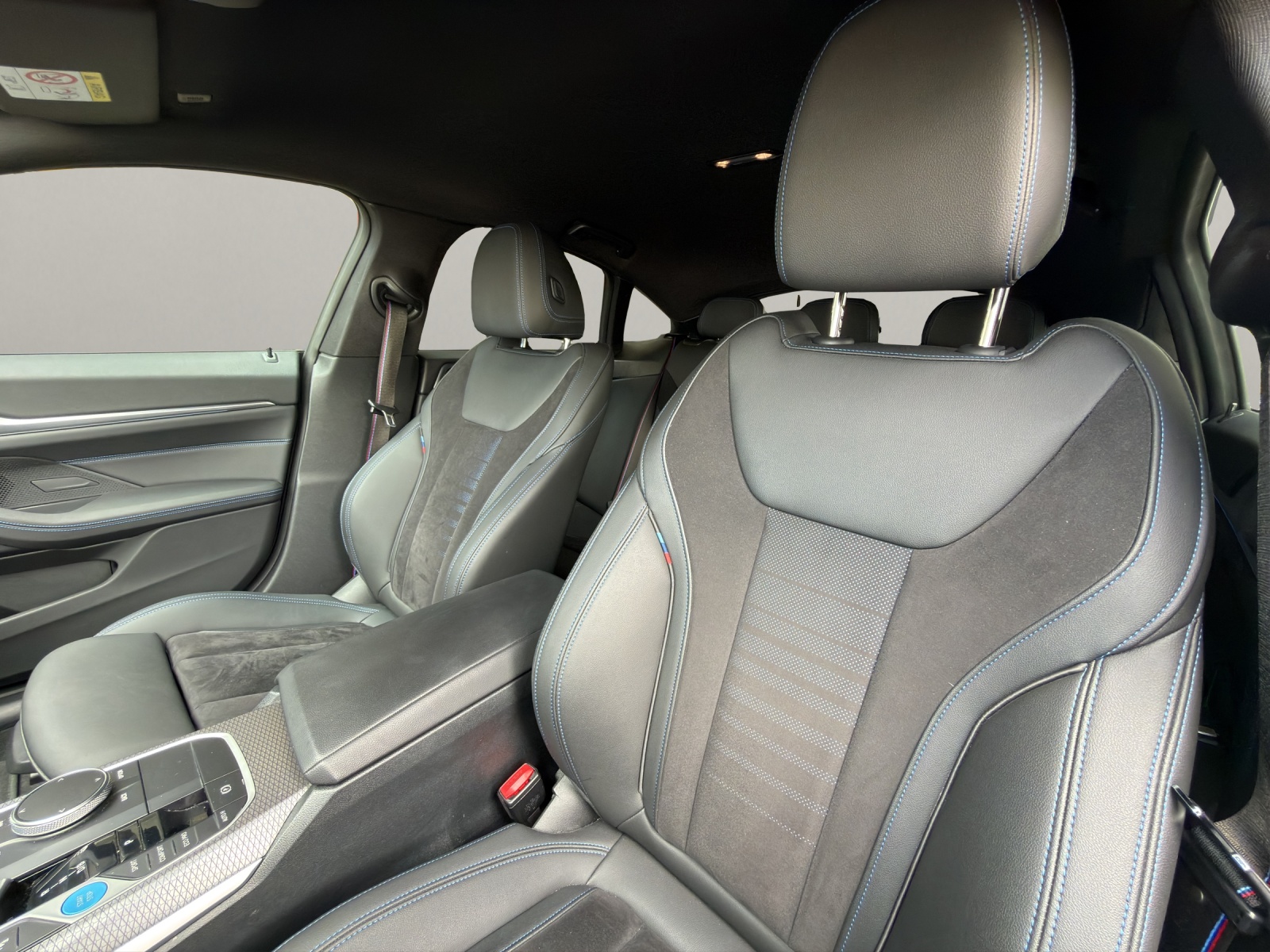 BMW i4 M50 Sport Pro-image-12