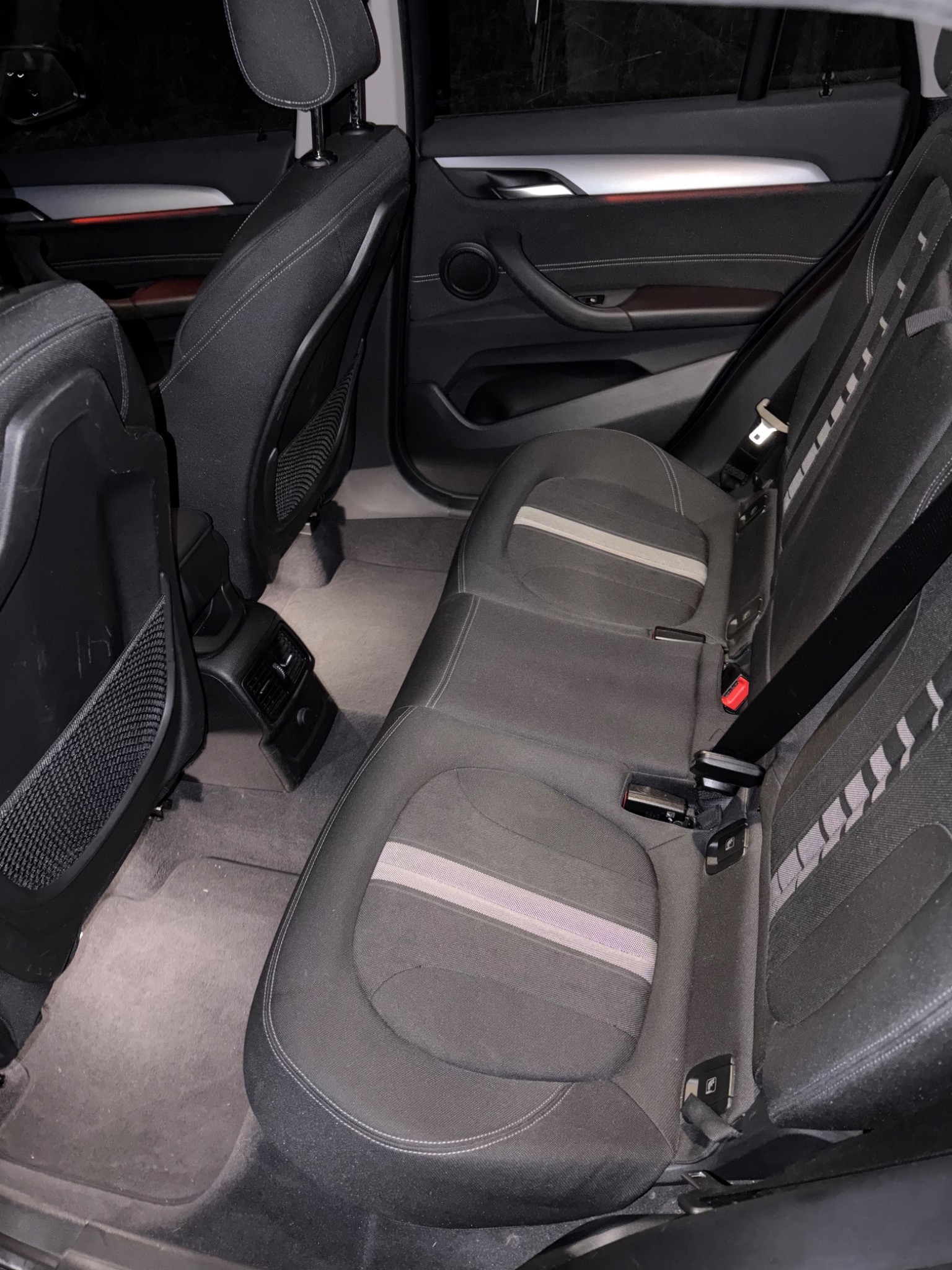 BMW X1 xDrive 18d Steptronic-image-4